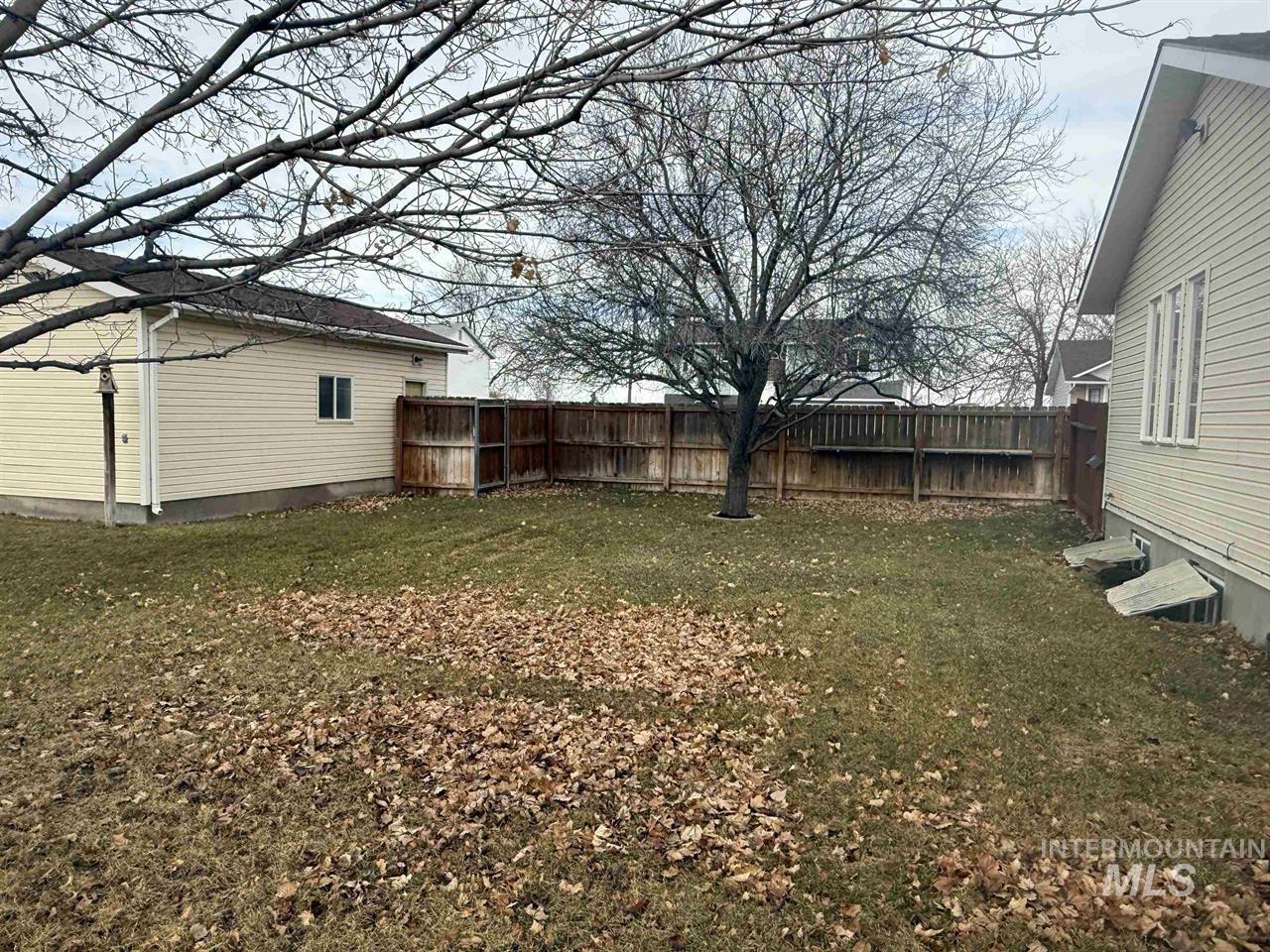 5967 Noah St. Property Photo 6