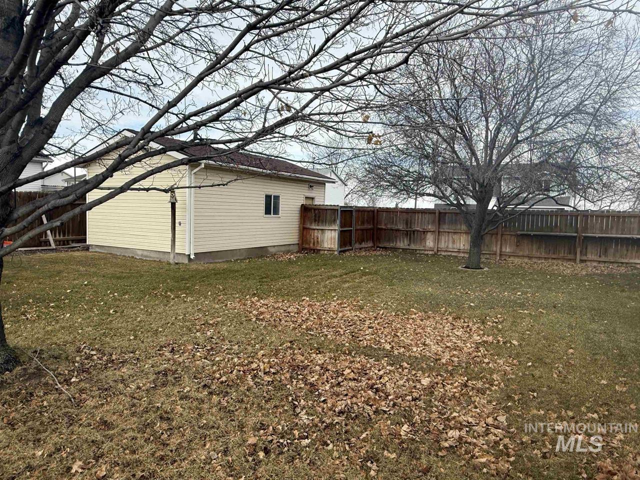 5967 Noah St. Property Photo 7