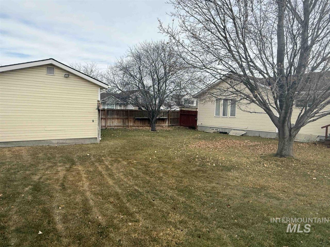 5967 Noah St. Property Photo 9