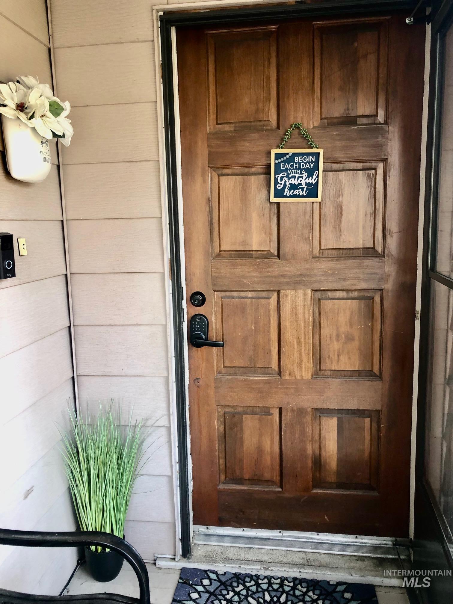 1012 N Street Property Photo 2
