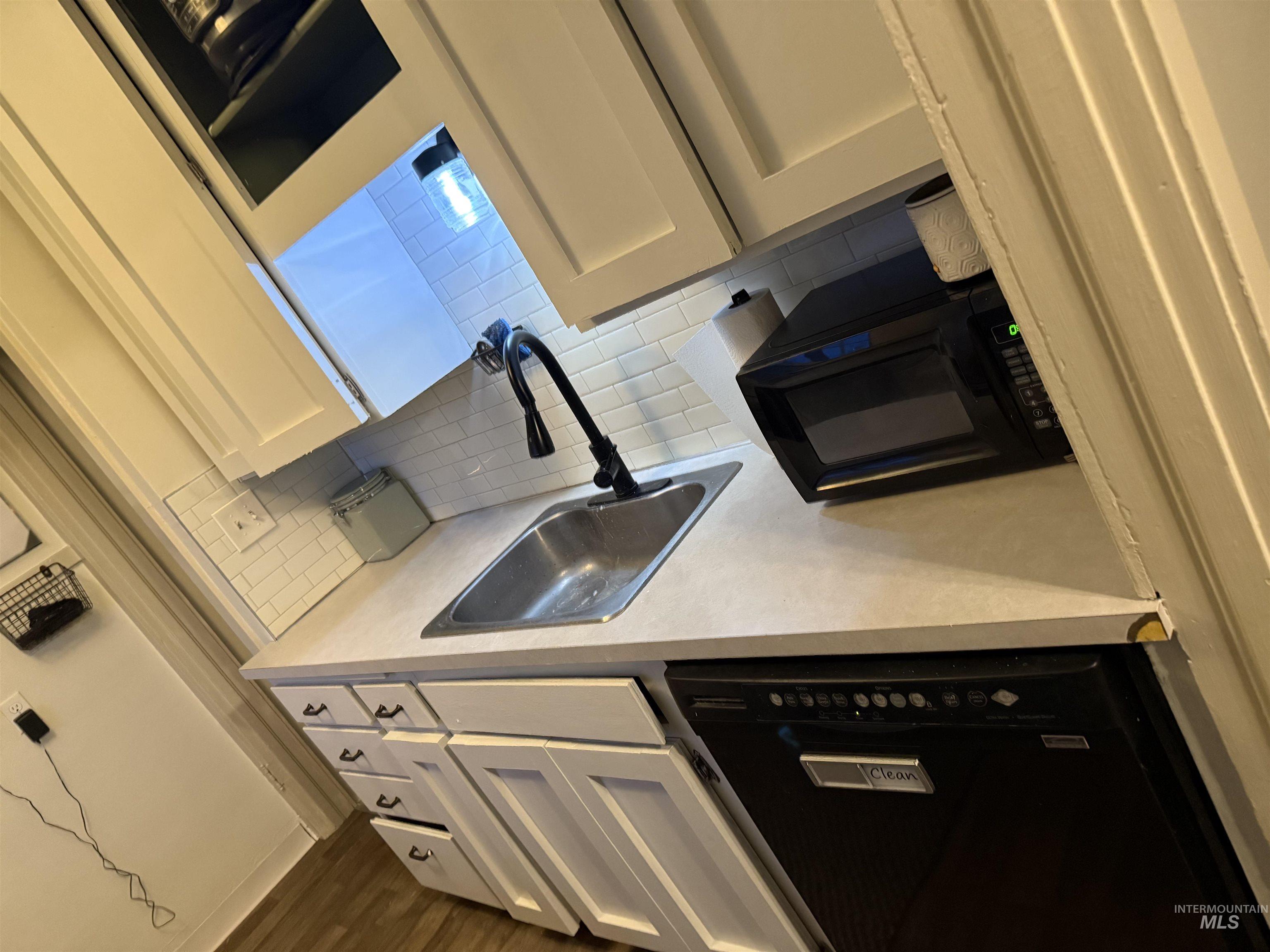1012 N Street Property Photo 8