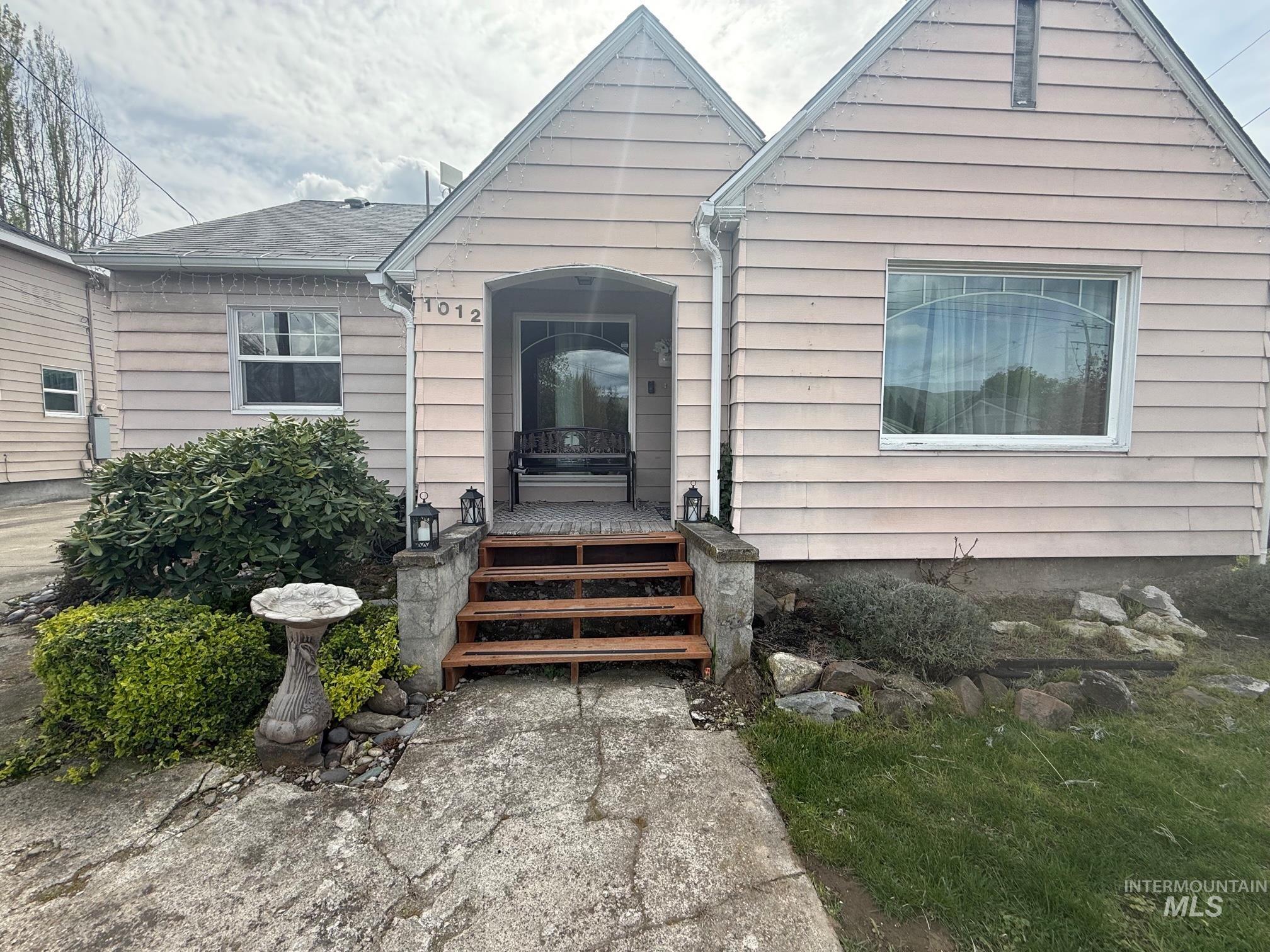 1012 N Street Property Photo 30