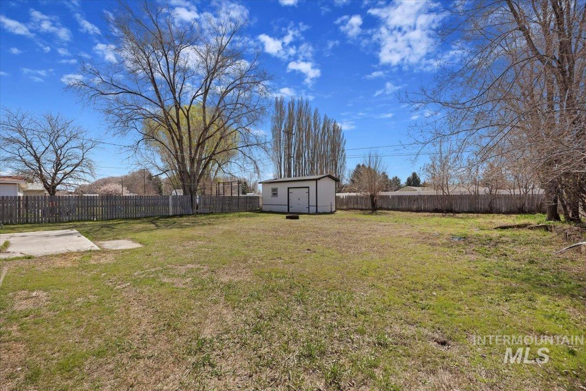 523 17th St. Property Photo 25