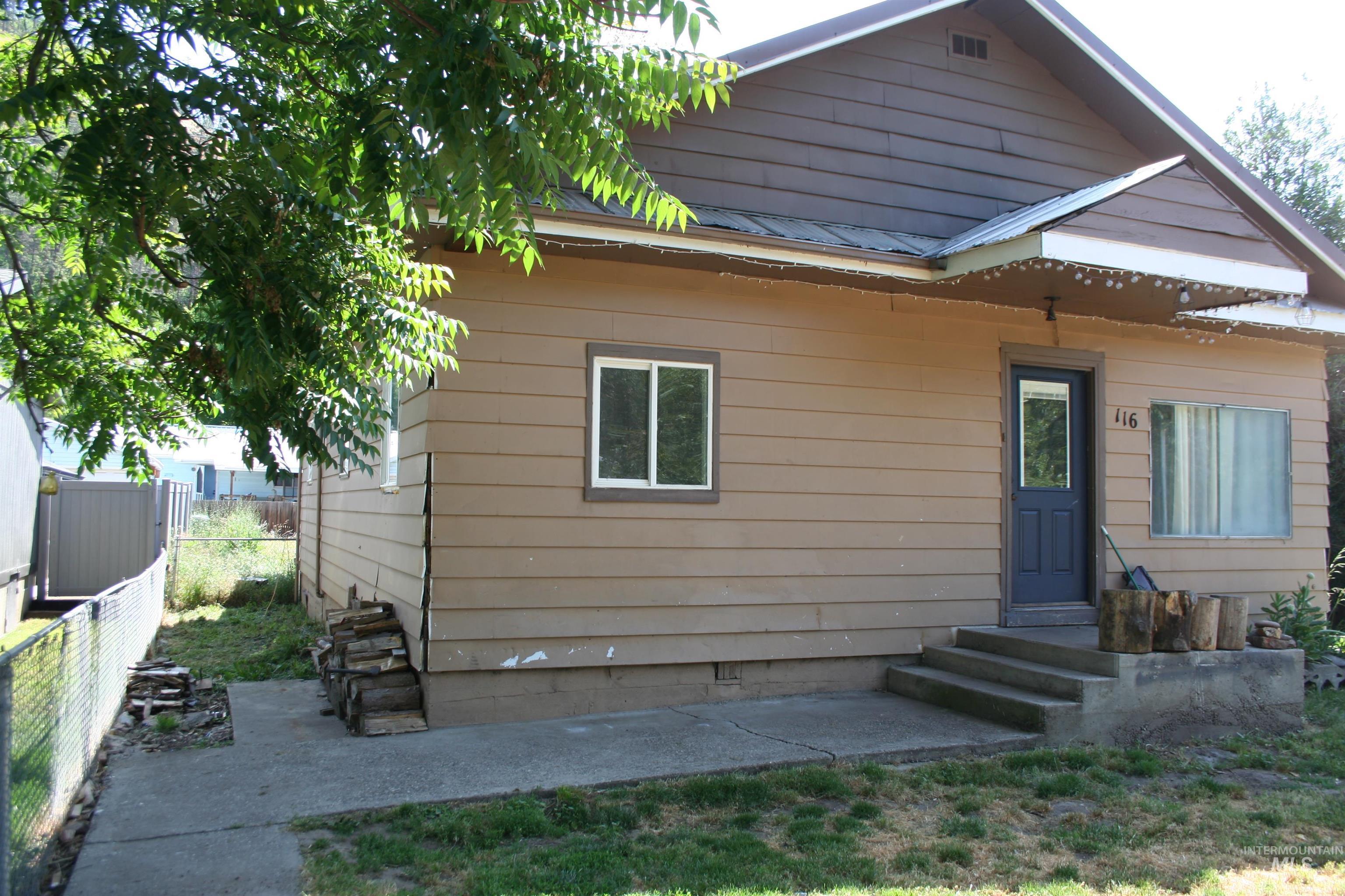 116 Main Street Property Photo 2