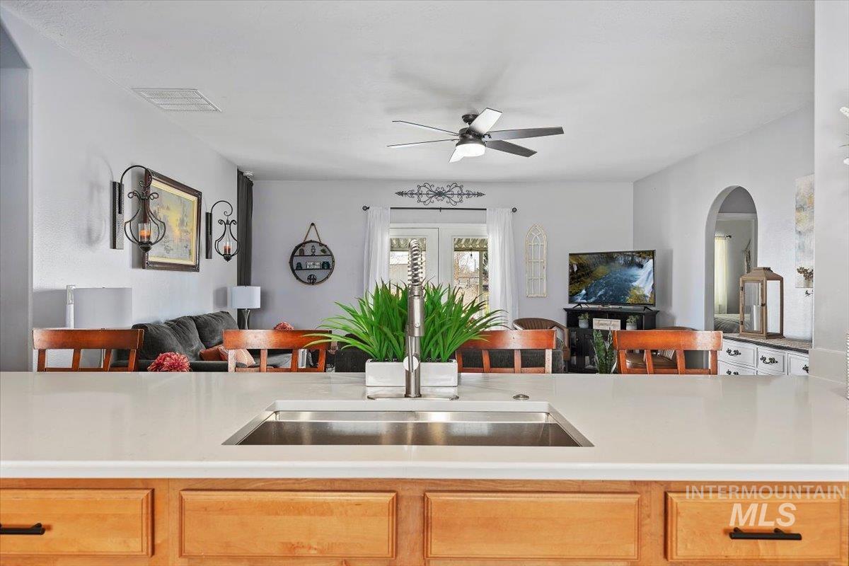 3702 N 2481 E Property Photo 11