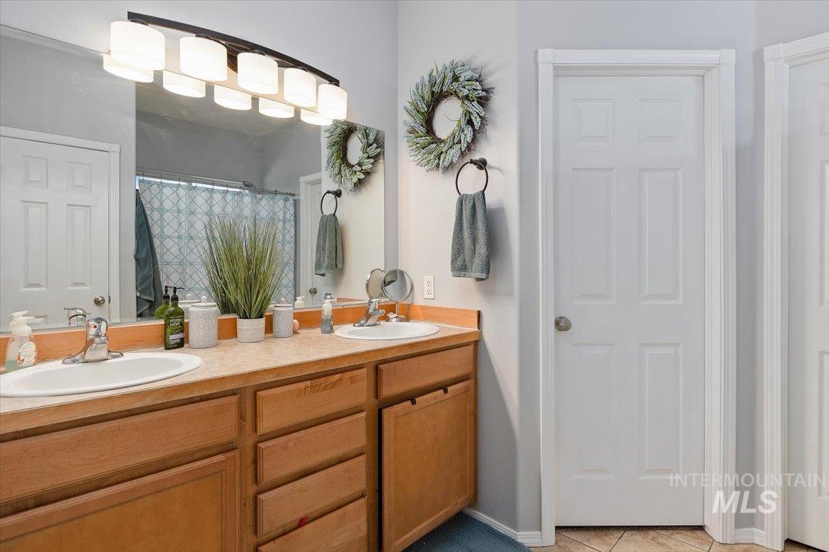 3702 N 2481 E Property Photo 13