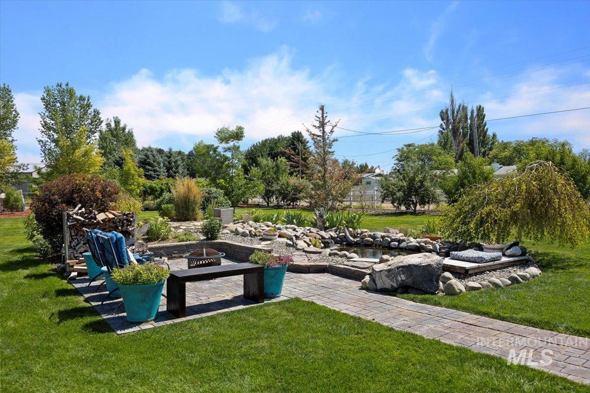 3702 N 2481 E Property Photo 21