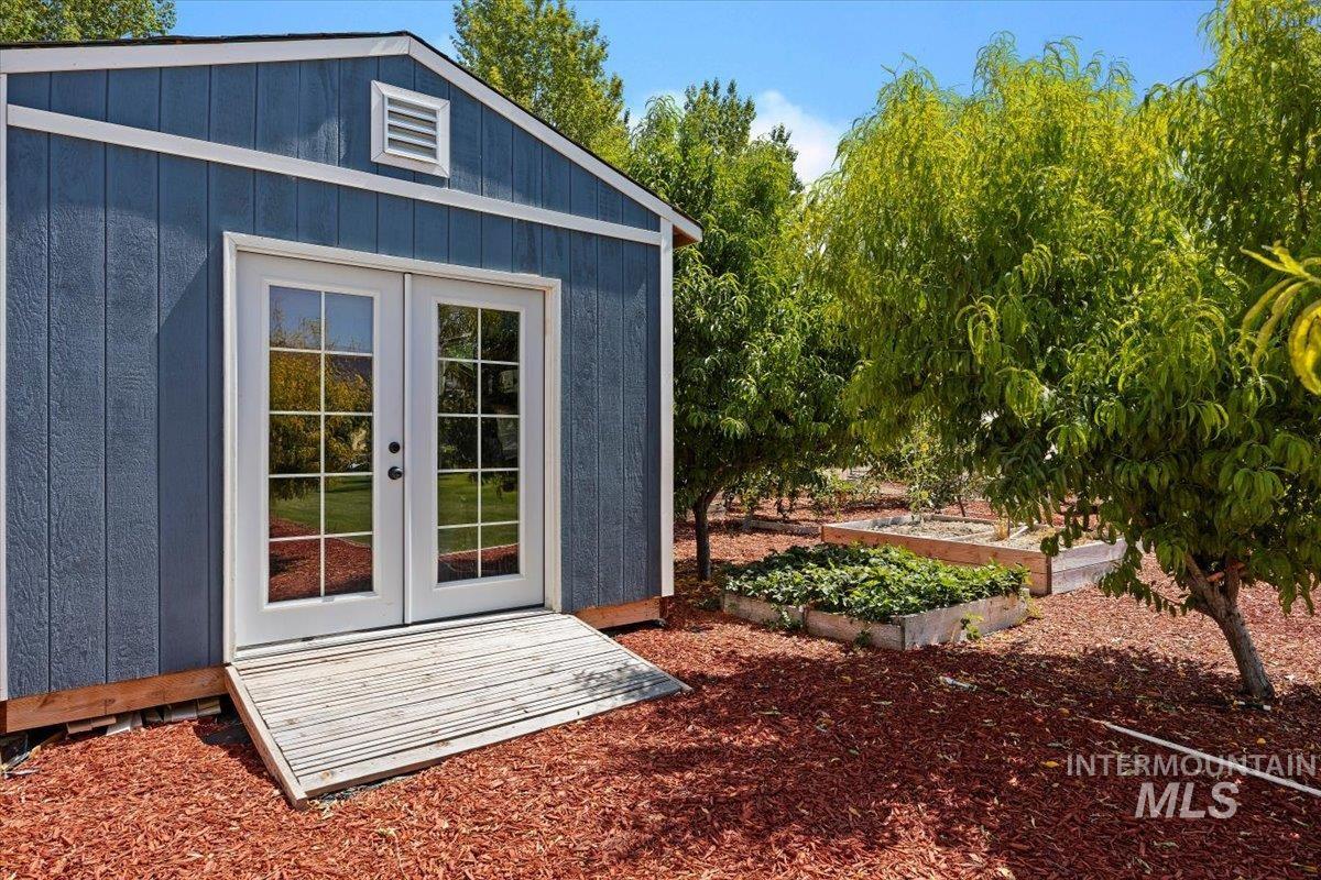 3702 N 2481 E Property Photo 24