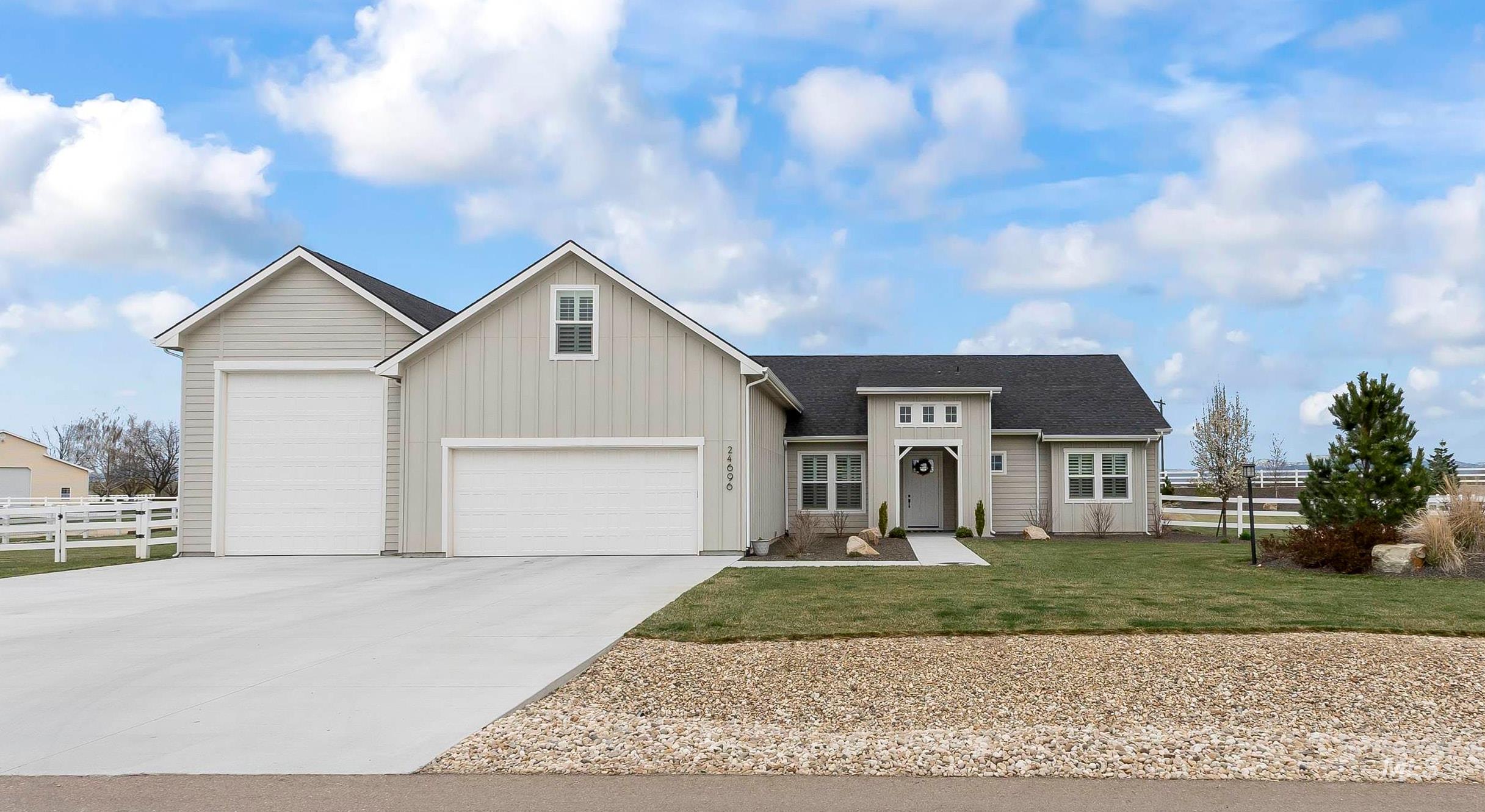 24696 Regal Road Property Photo