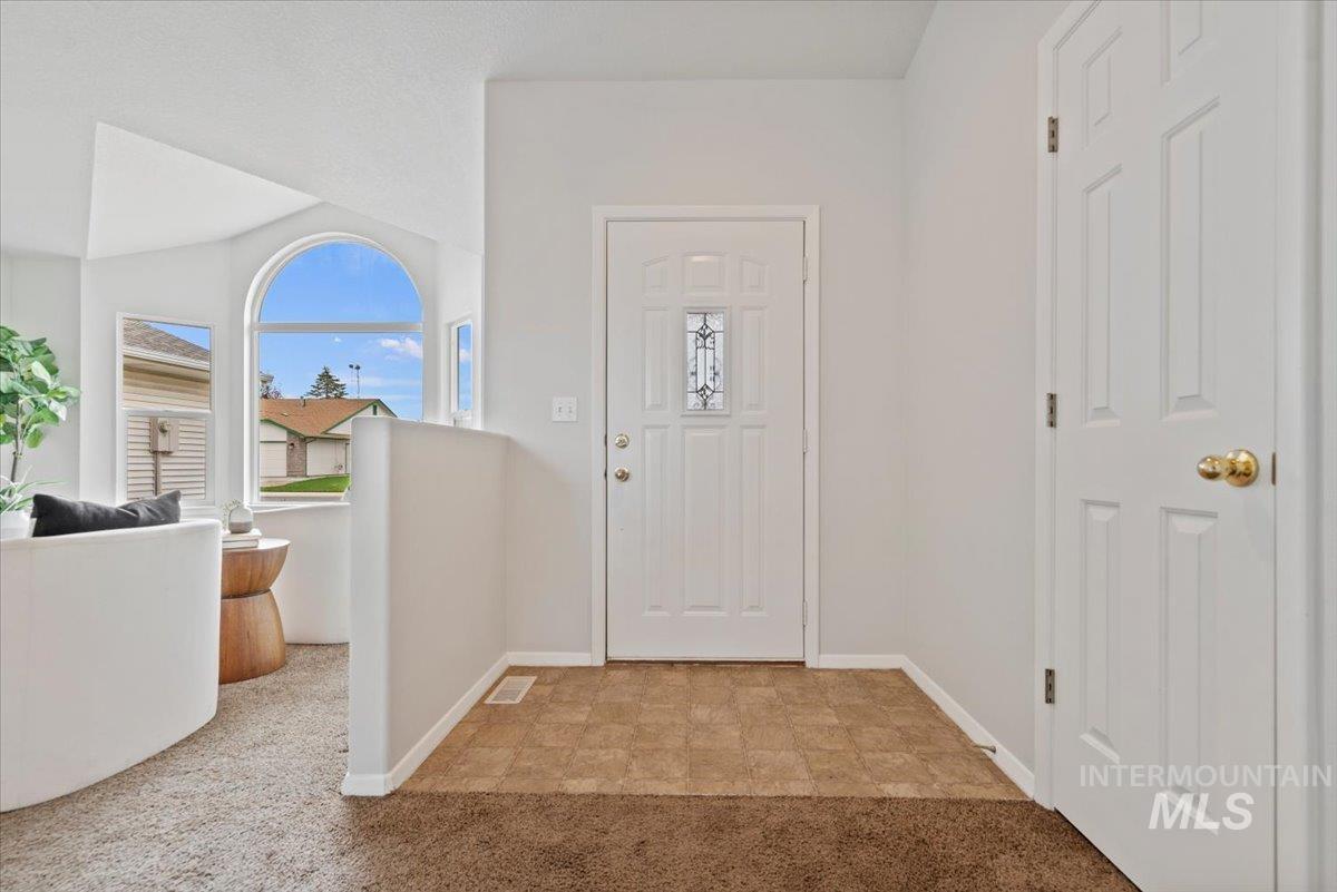 8270 W Echo Falls Ln Property Photo 5