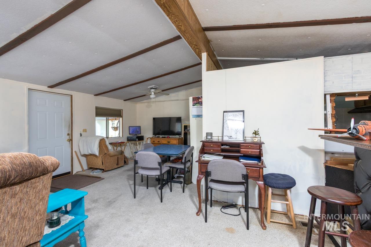 3399 N Dalton Ln Property Photo 10