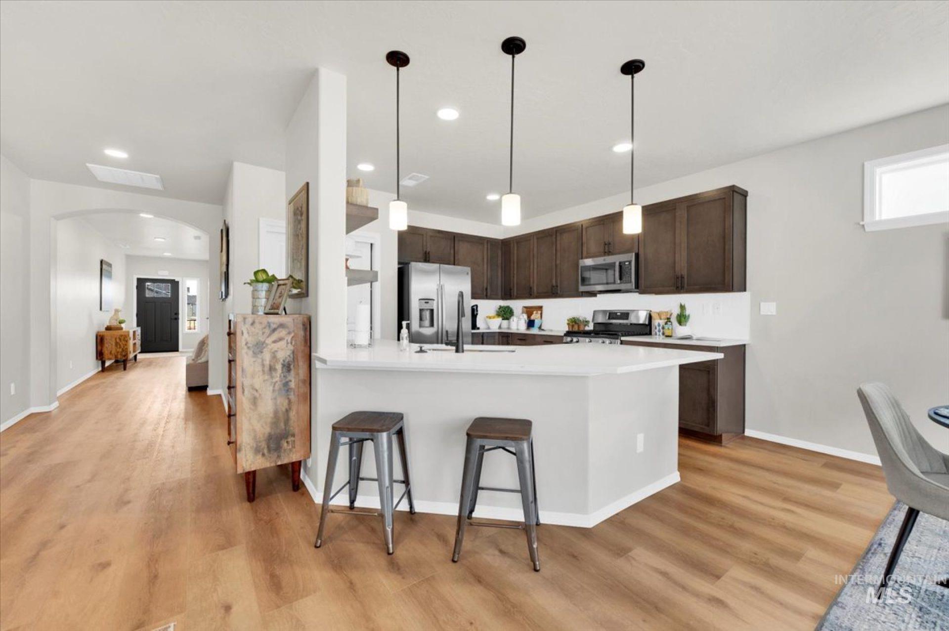 4874 E Sesame St. Property Photo 6