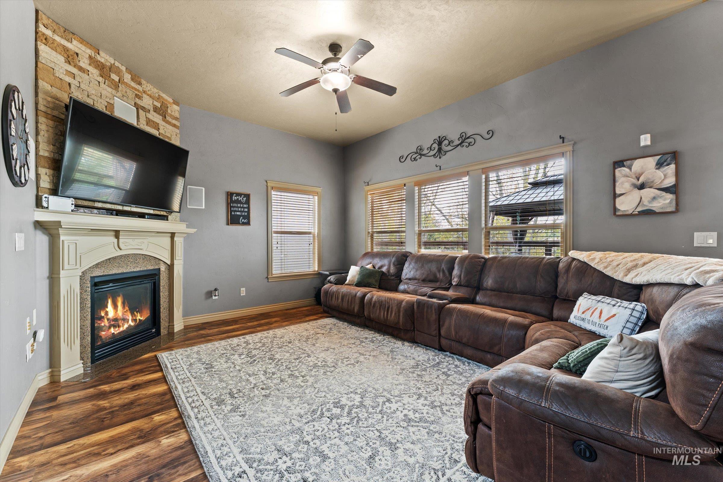 2593 S Skyview Drive Property Photo 8