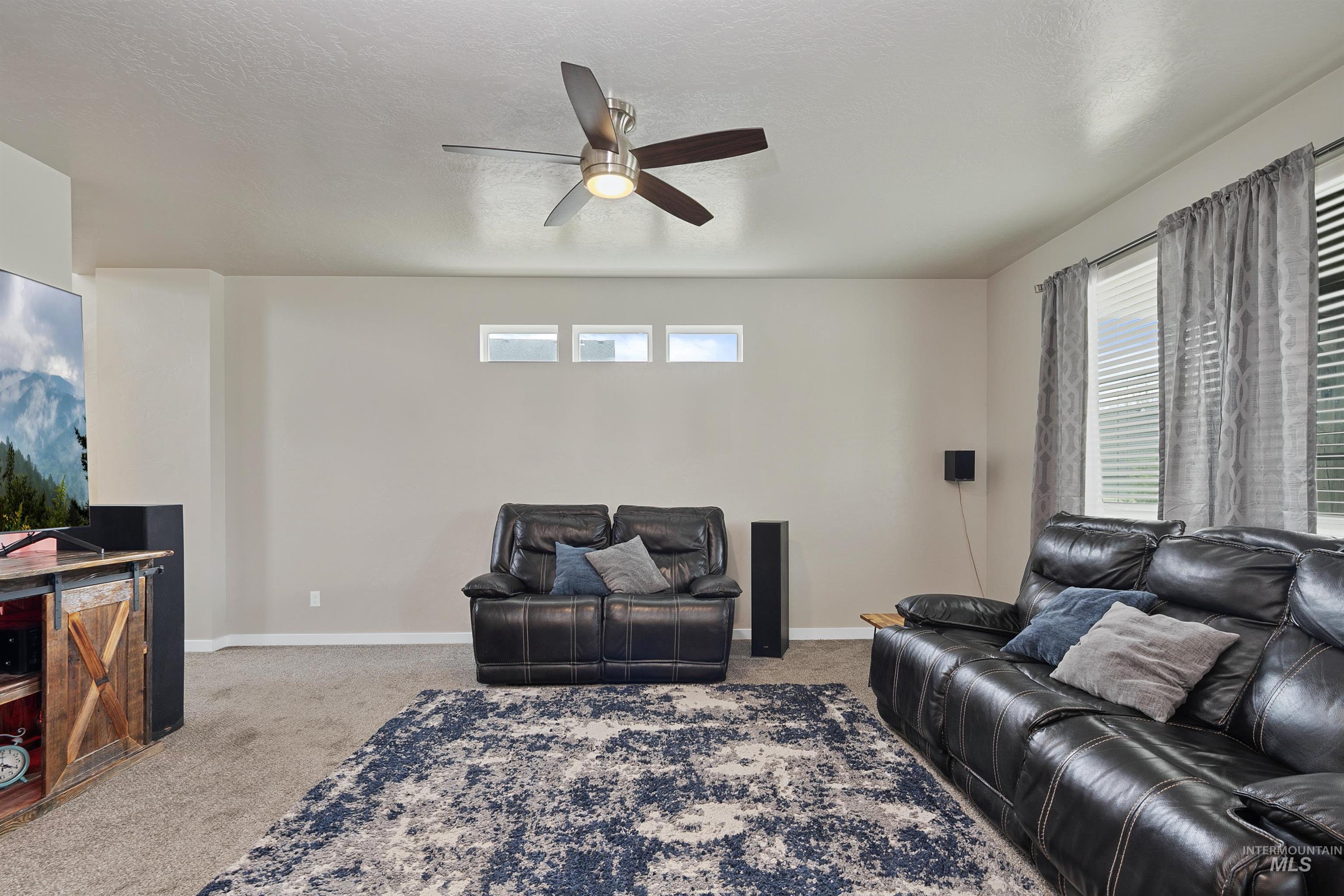 2633 W Jayton Dr Property Photo 12