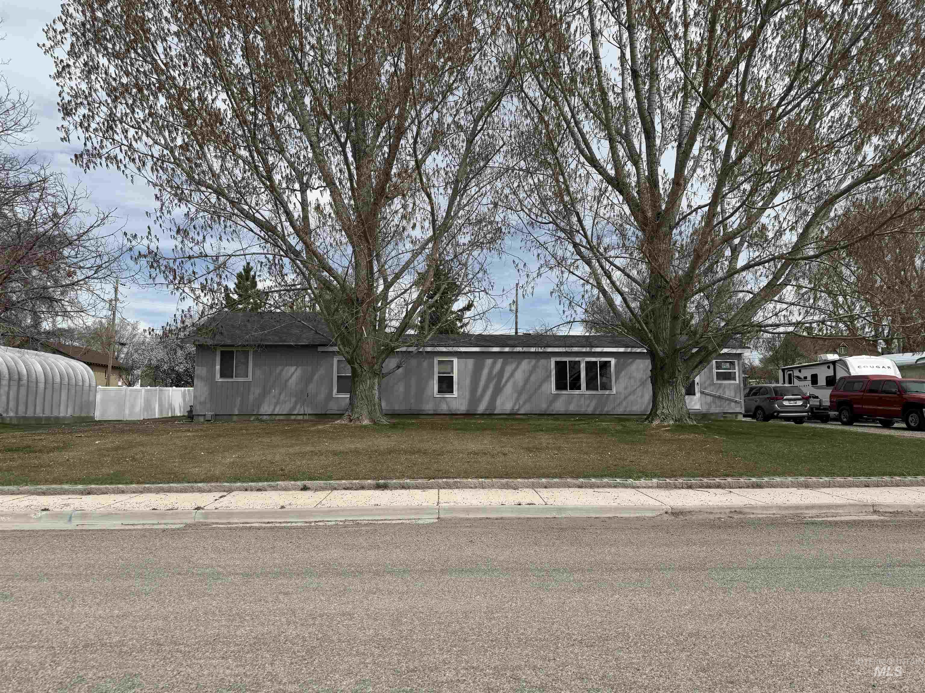 American Falls Real Estate Listings Main Image