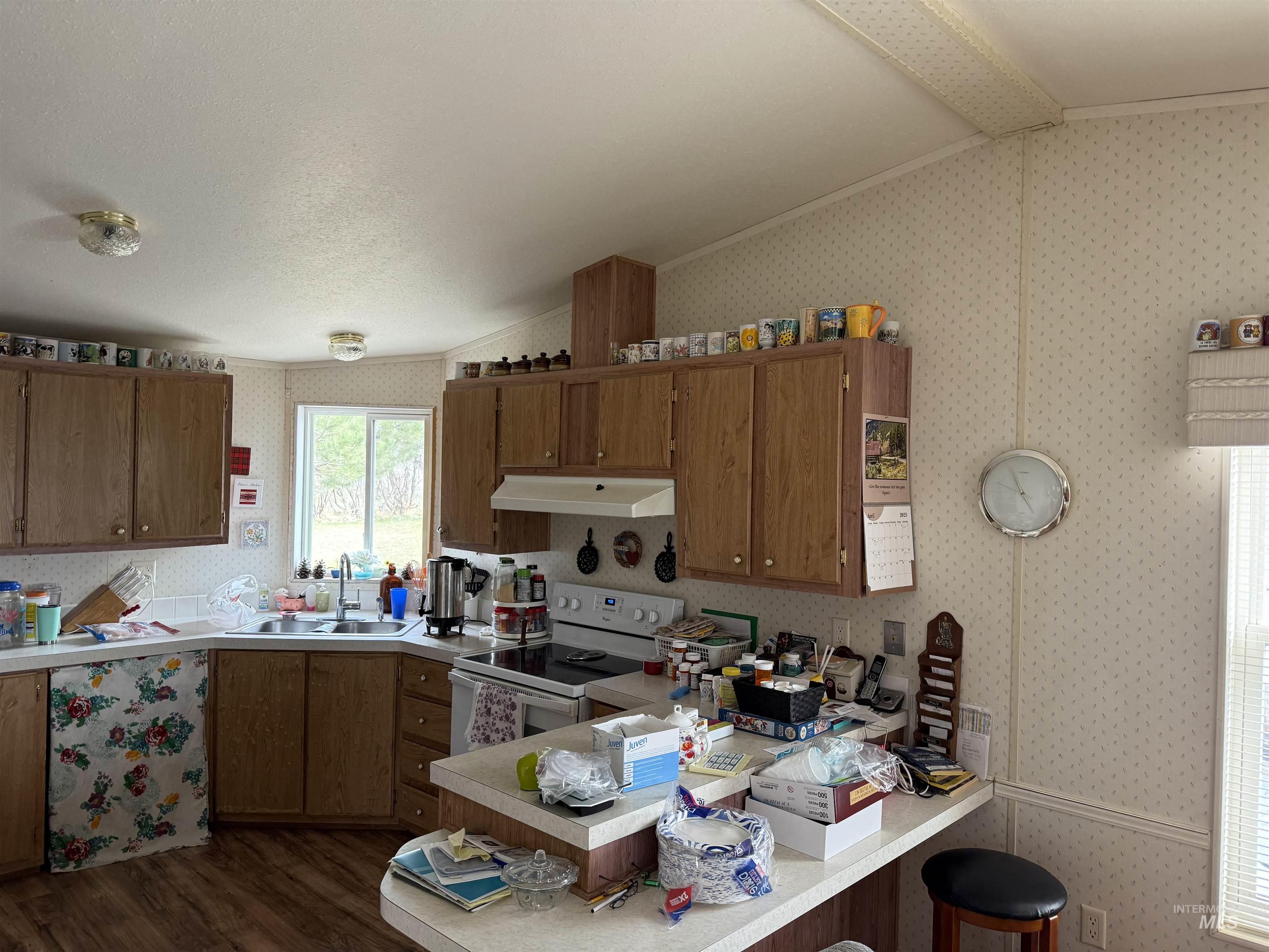 235 S Oregon Trail Property Photo 13