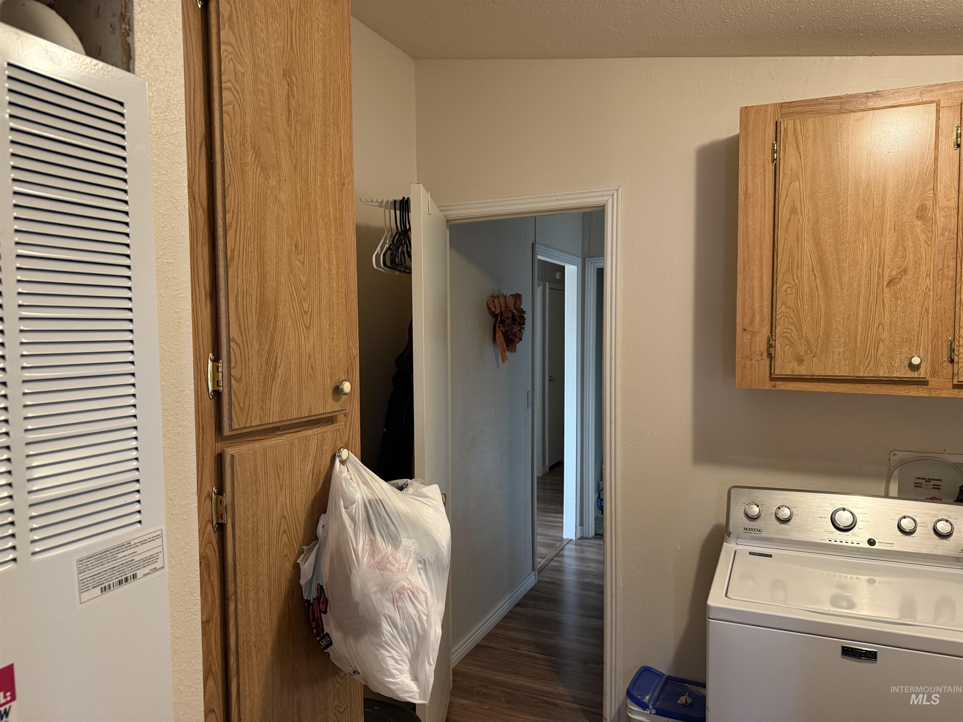 235 S Oregon Trail Property Photo 19