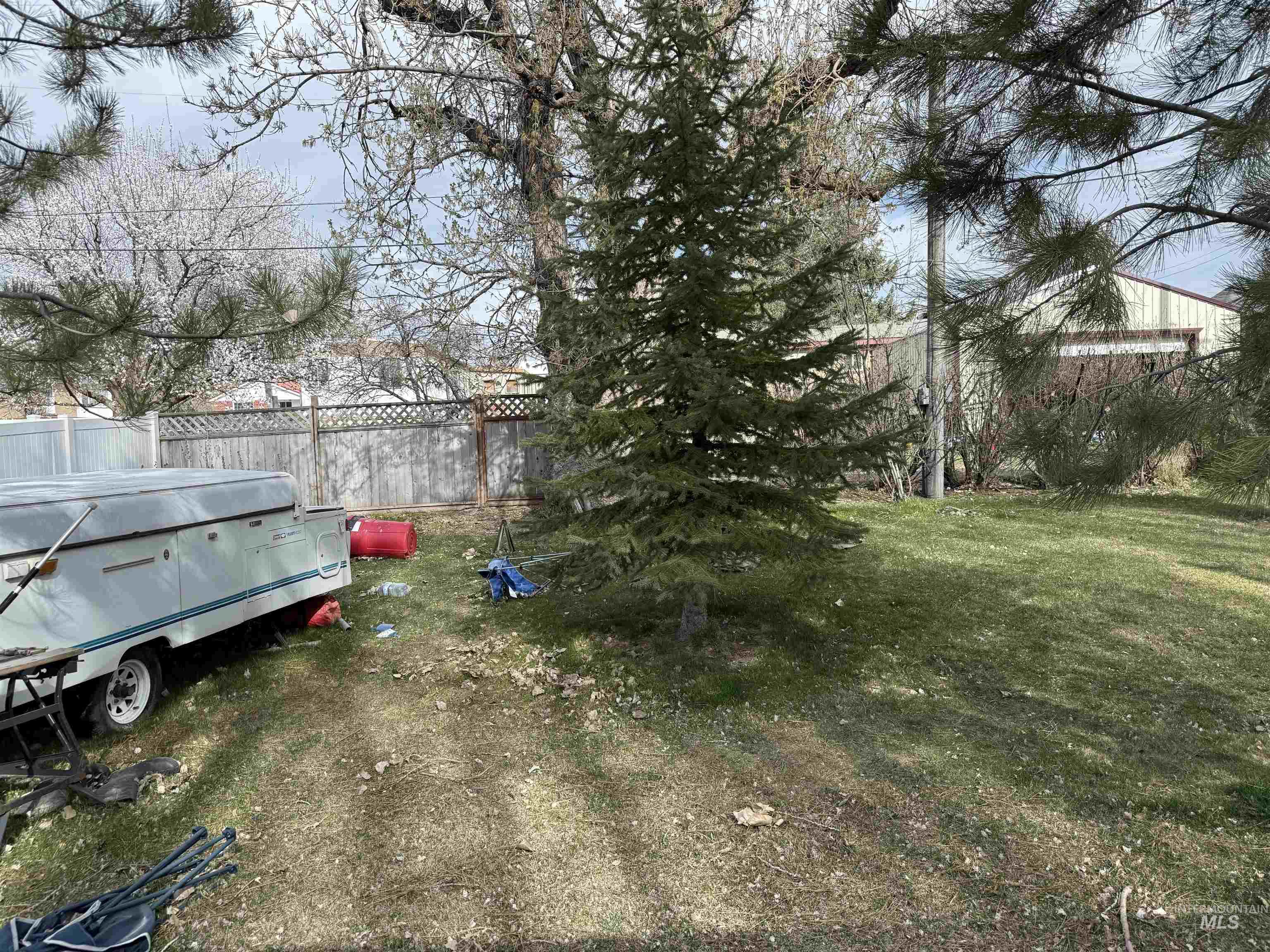 235 S Oregon Trail Property Photo 43