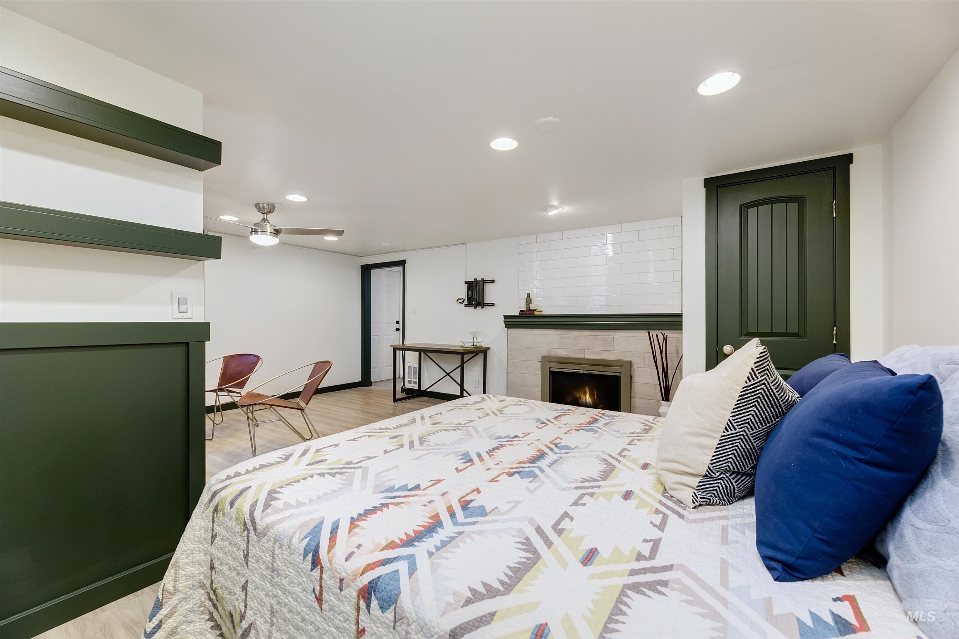 1706 Hervey Property Photo 30