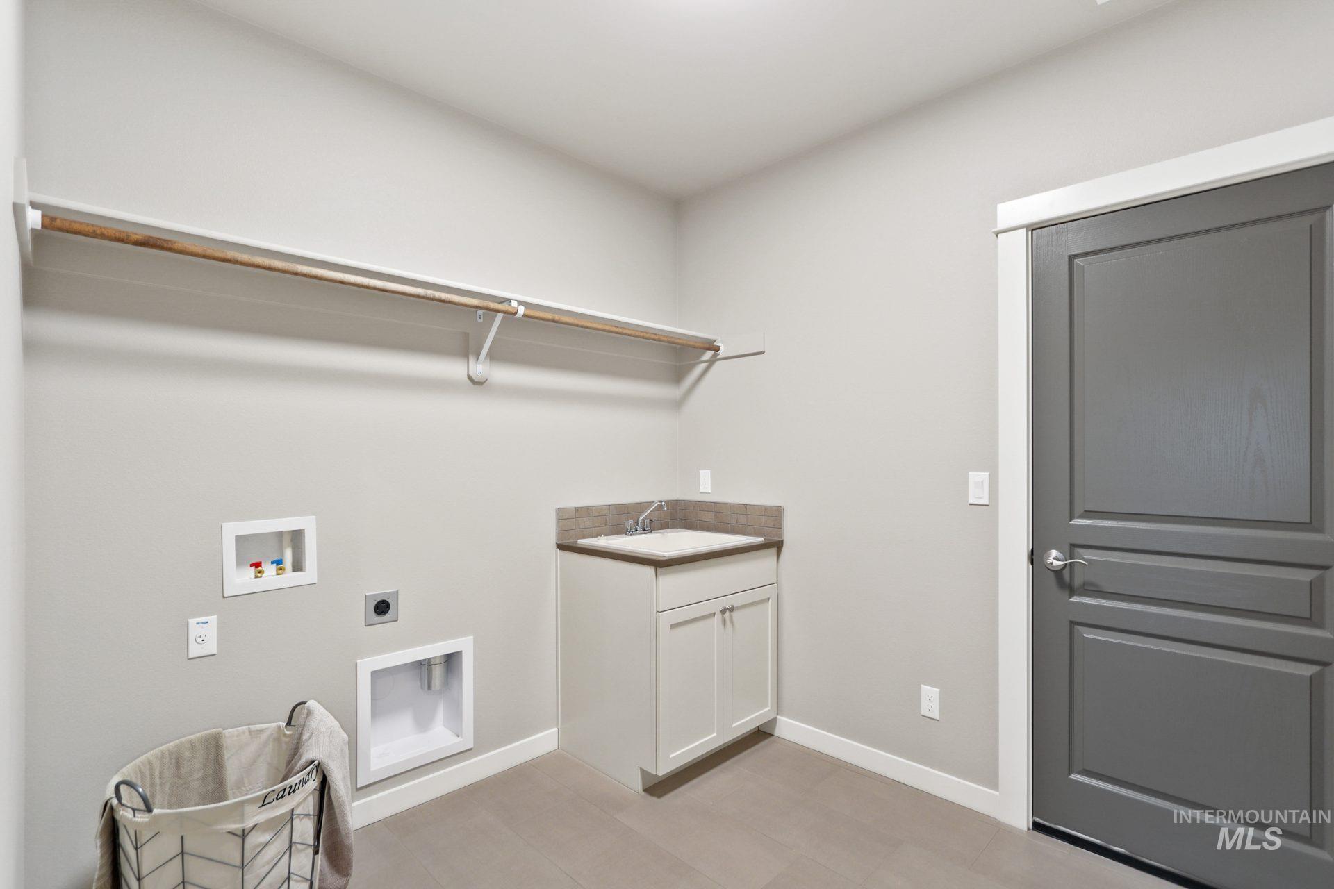 11180 Shadow Glen Drive Property Photo 12