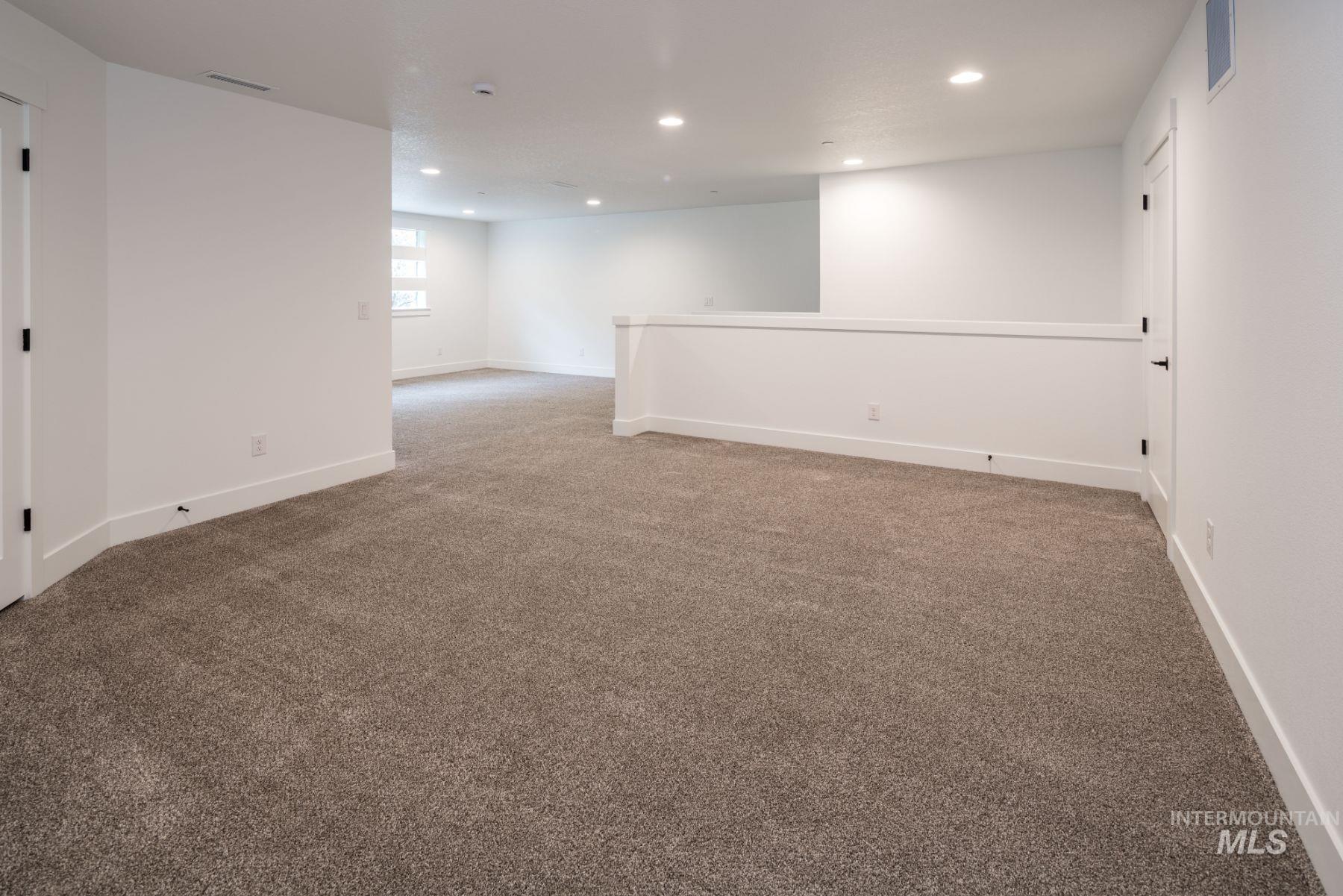 7755 W Flathead Lake St Property Photo 27