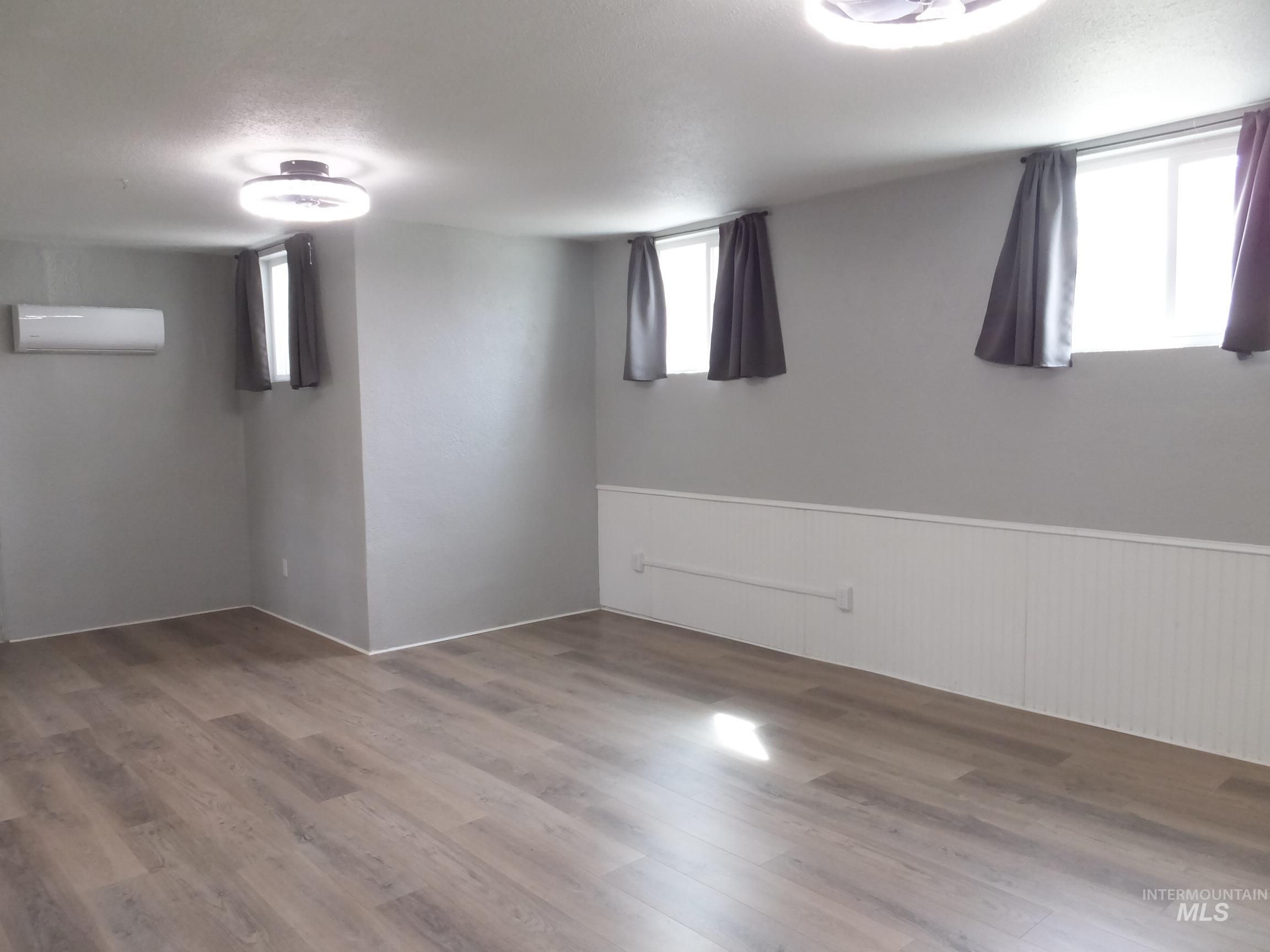 520 S Whitley Drive Property Photo 20