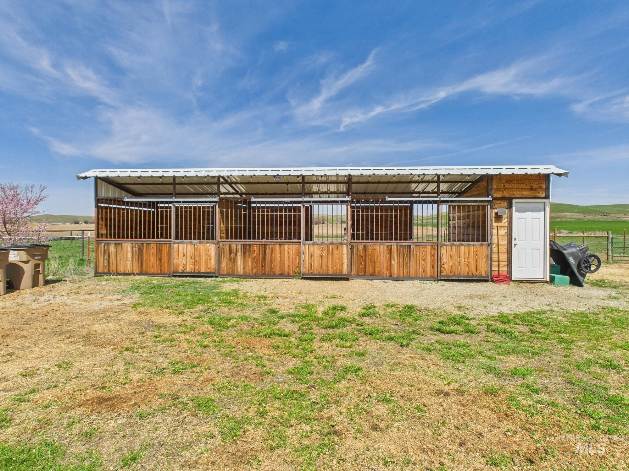 5648 Hillview Rd Property Photo 46