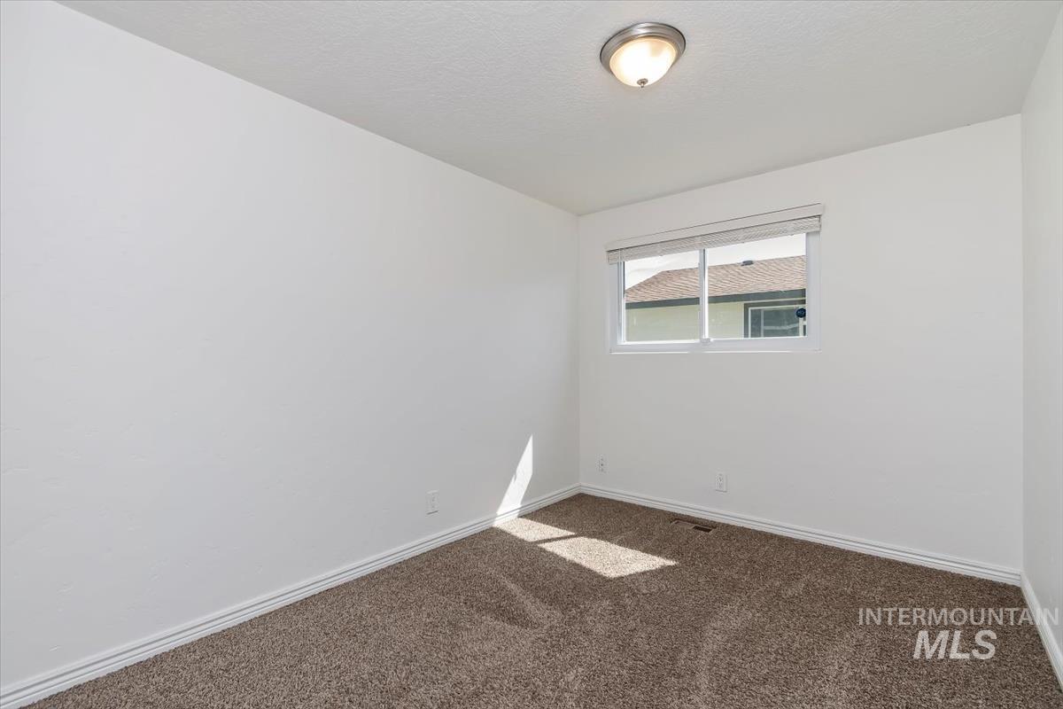 1009 S 20th St Property Photo 30
