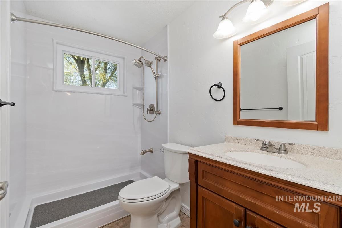 1009 S 20th St Property Photo 35