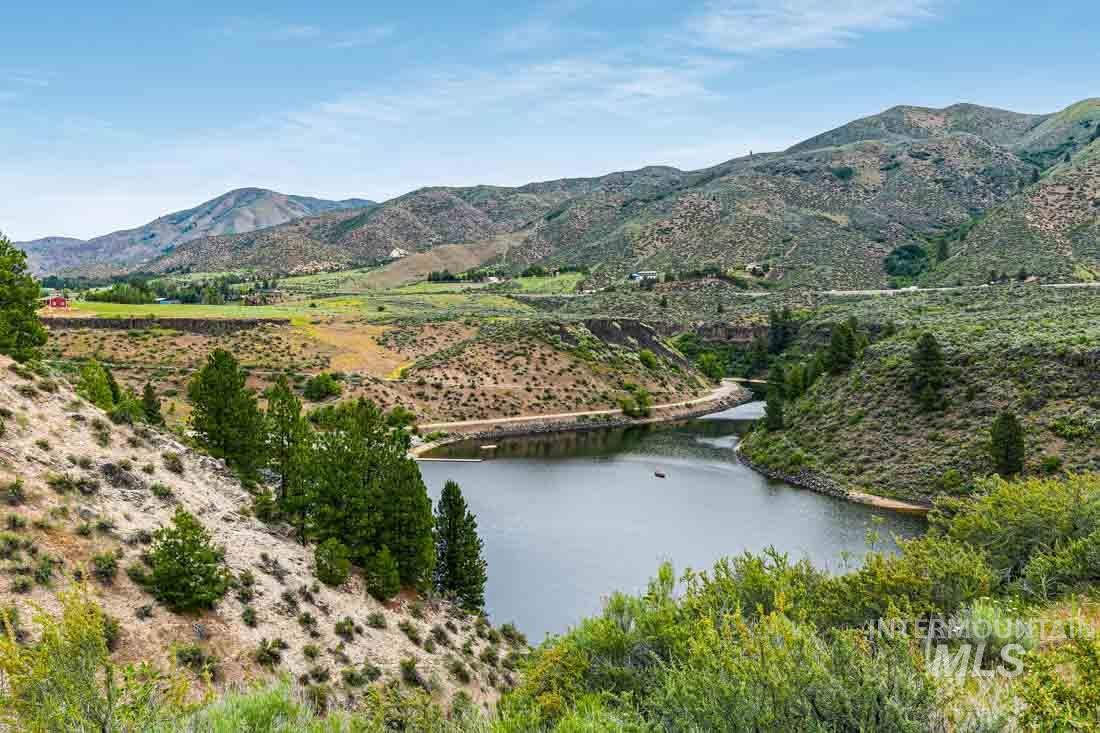 63 Robie Springs Rd Property Photo 16