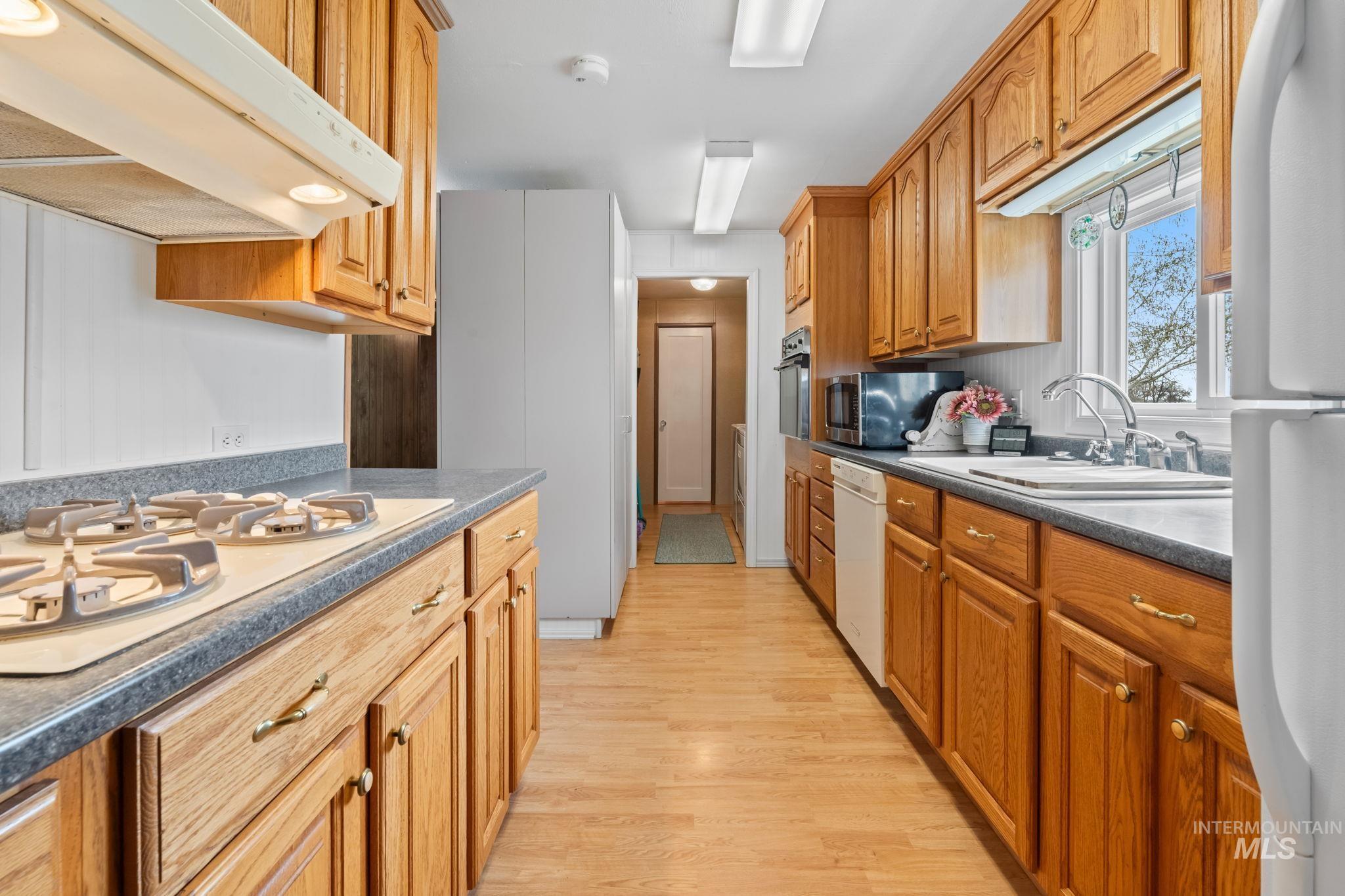 23708 Boise River Rd Property Photo 8