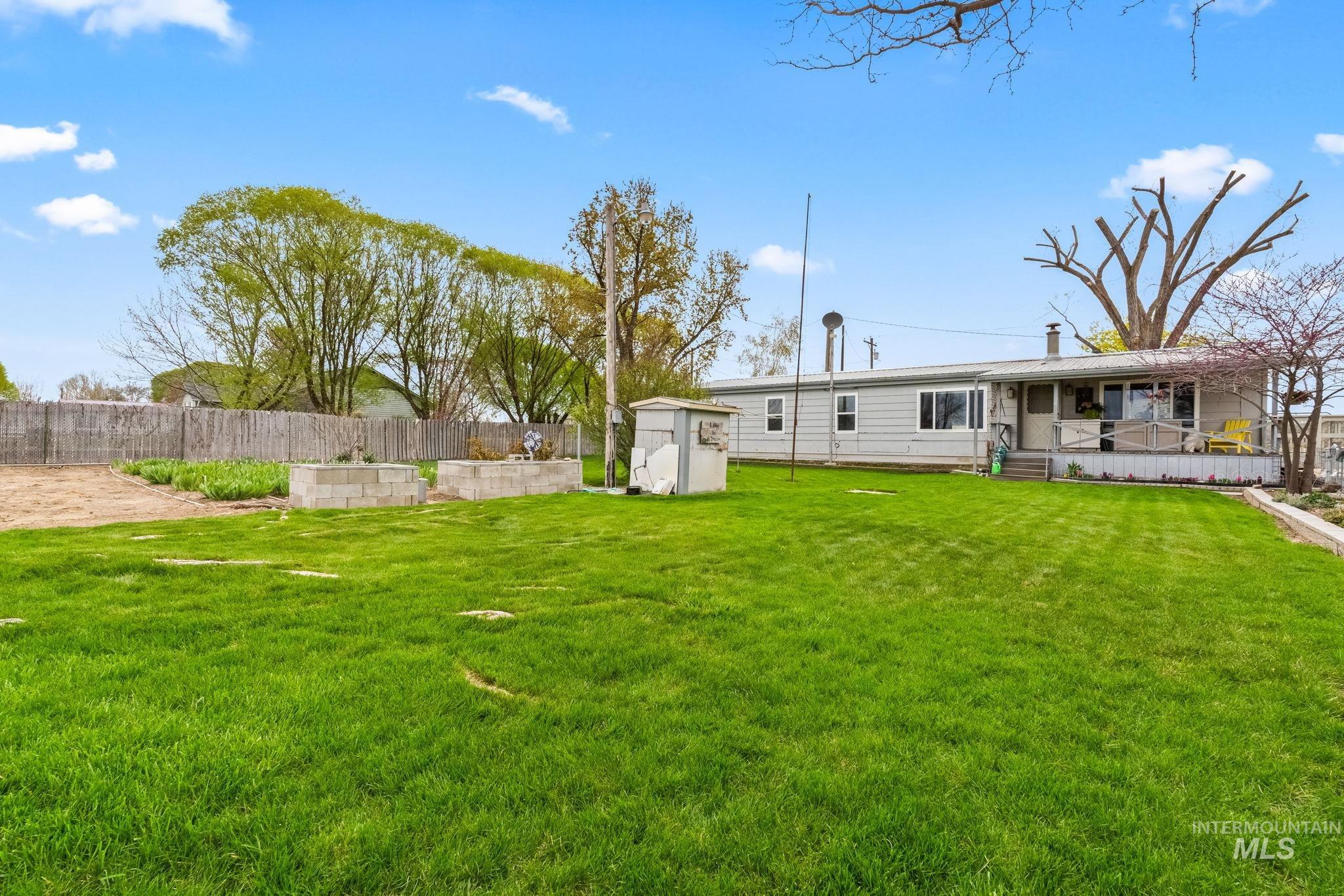 23708 Boise River Rd Property Photo 21