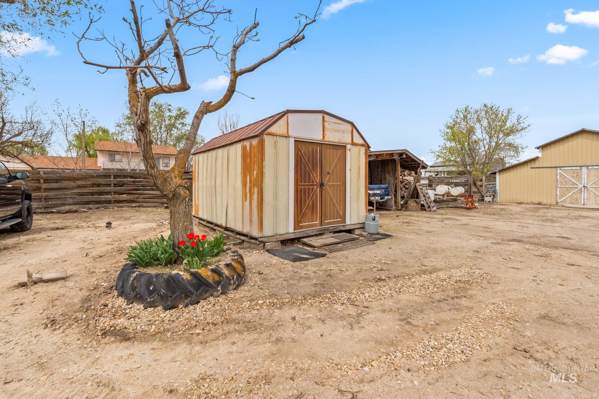 23708 Boise River Rd Property Photo 25