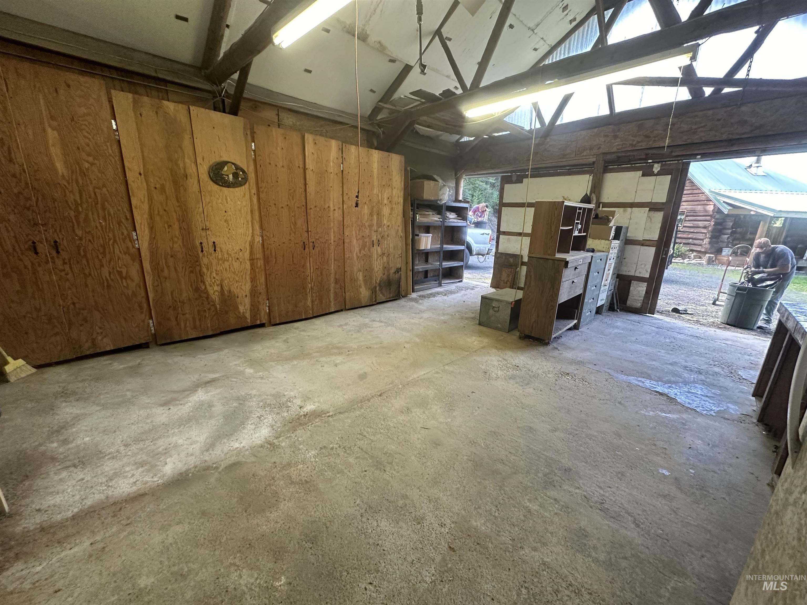 2223 Glenwood Rd Property Photo 36