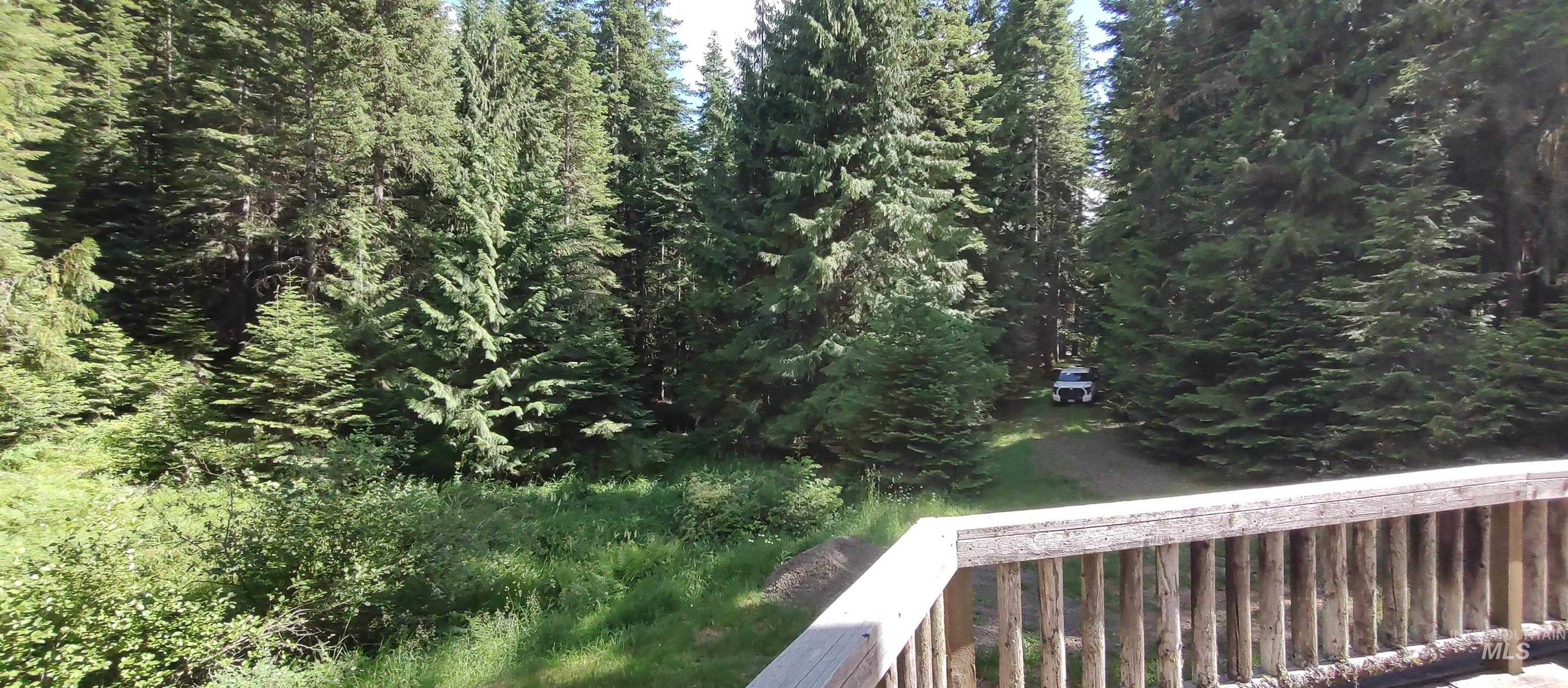 1007 Enchanted Ln. Property Photo 14