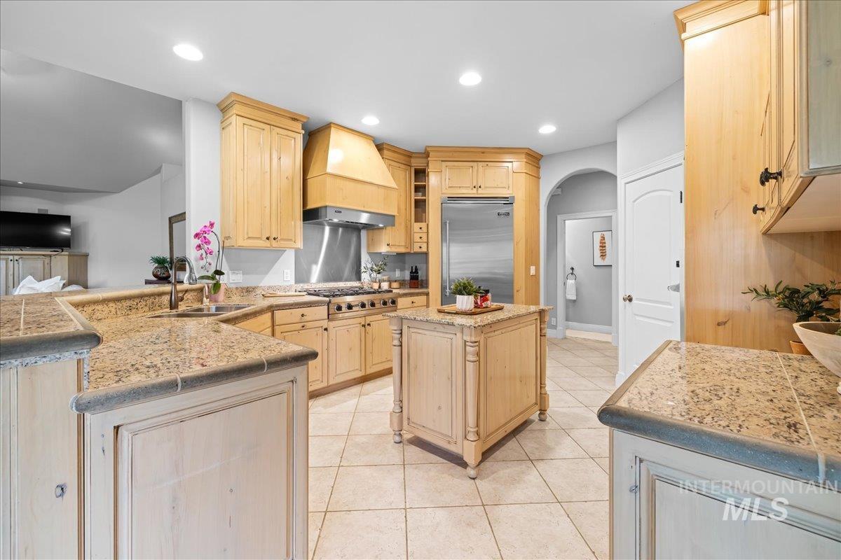 511 W Oakhampton Dr Property Photo 10