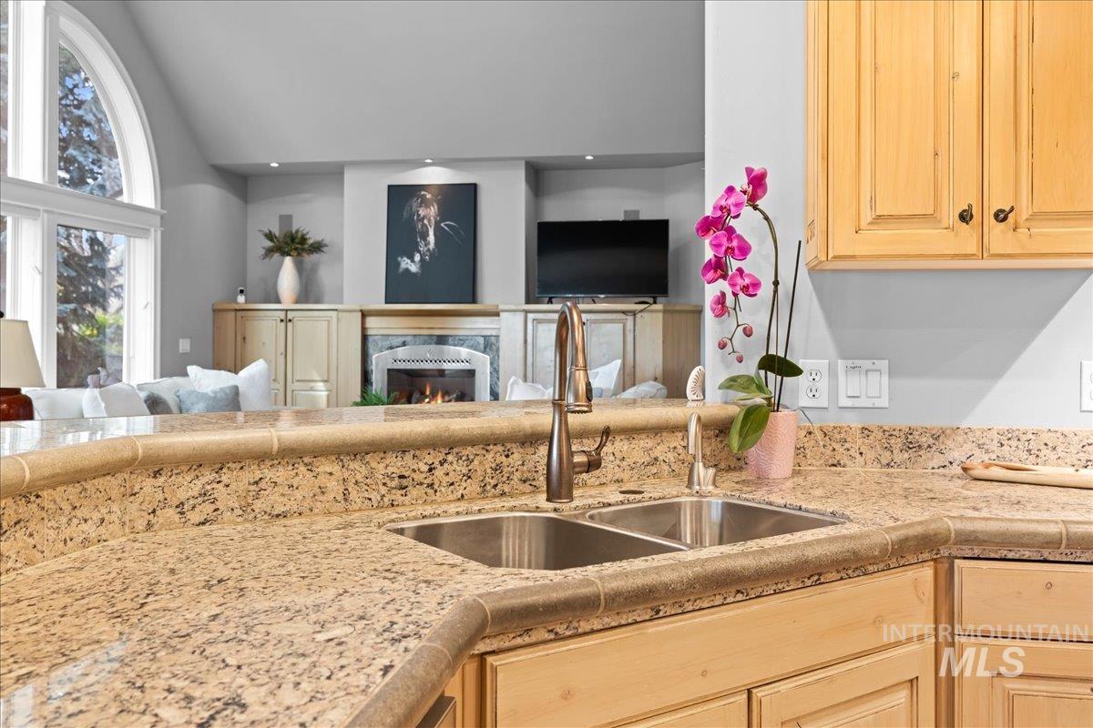 511 W Oakhampton Dr Property Photo 12