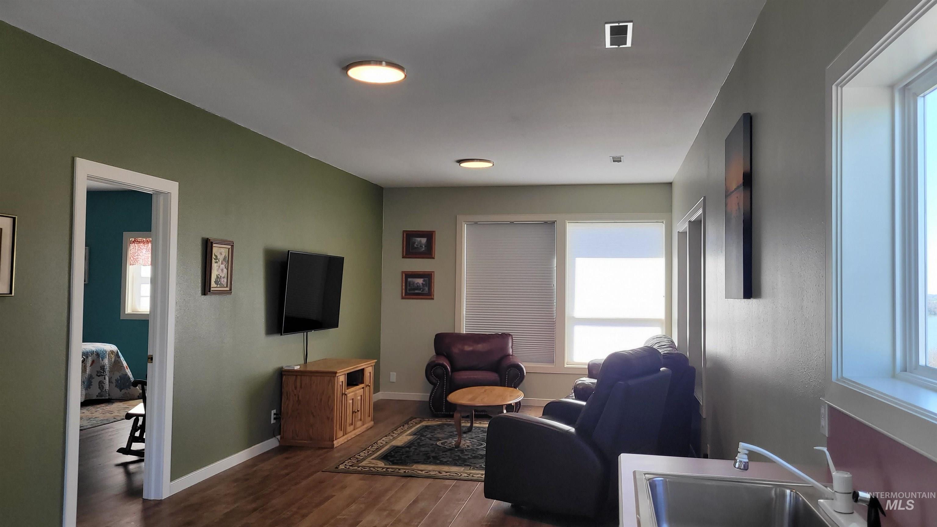 462 E Highway 81 Property Photo 36