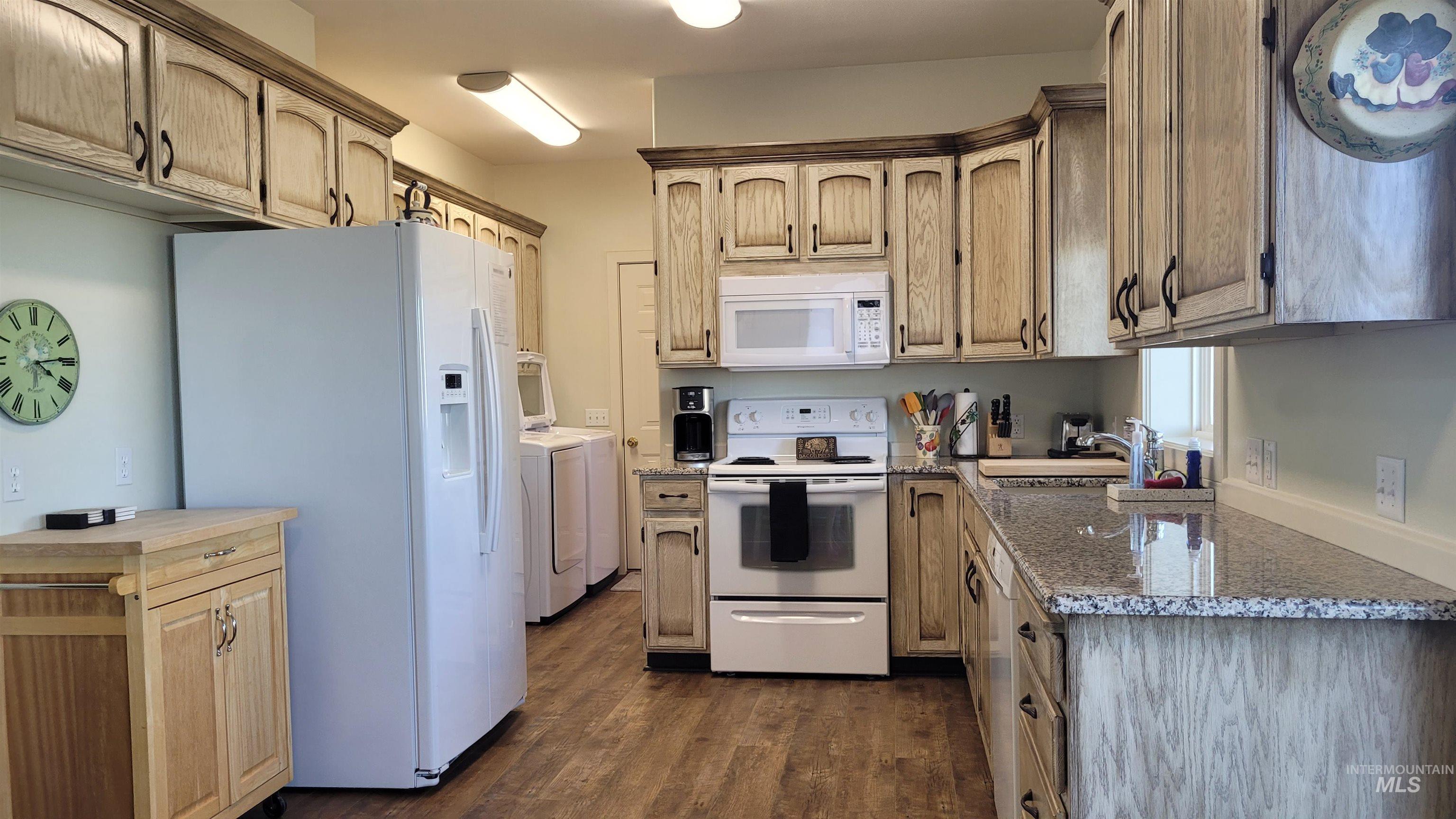 462 E Highway 81 Property Photo 45