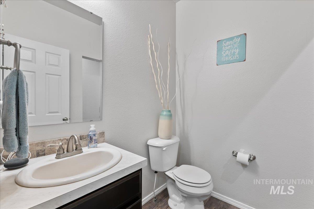 1430 Ne Quigley St Property Photo 6