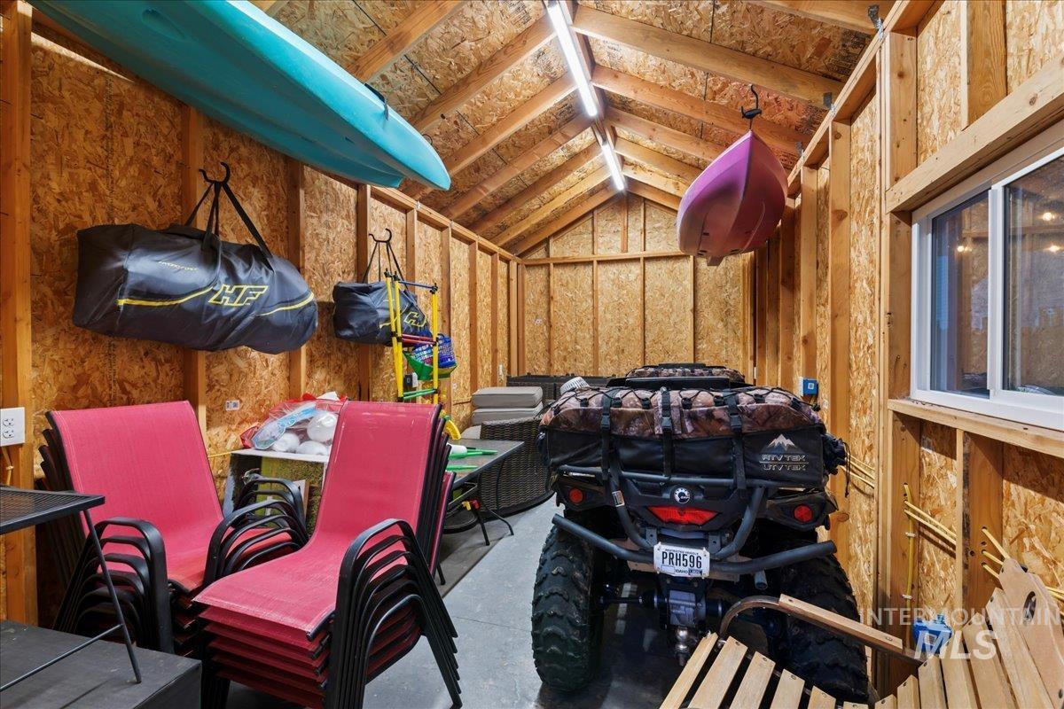 1430 Ne Quigley St Property Photo 42