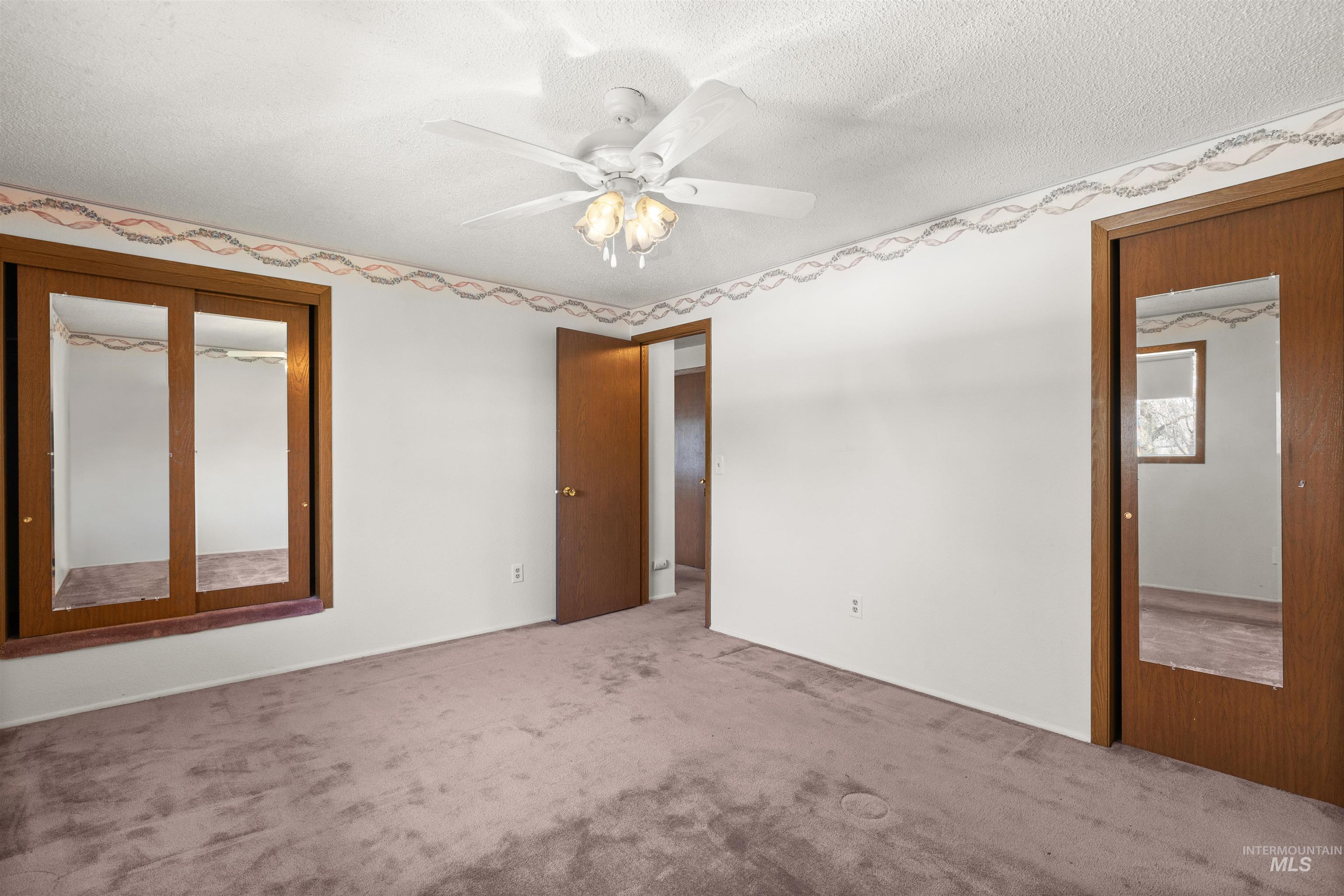 1426 Powers Ave Property Photo 14