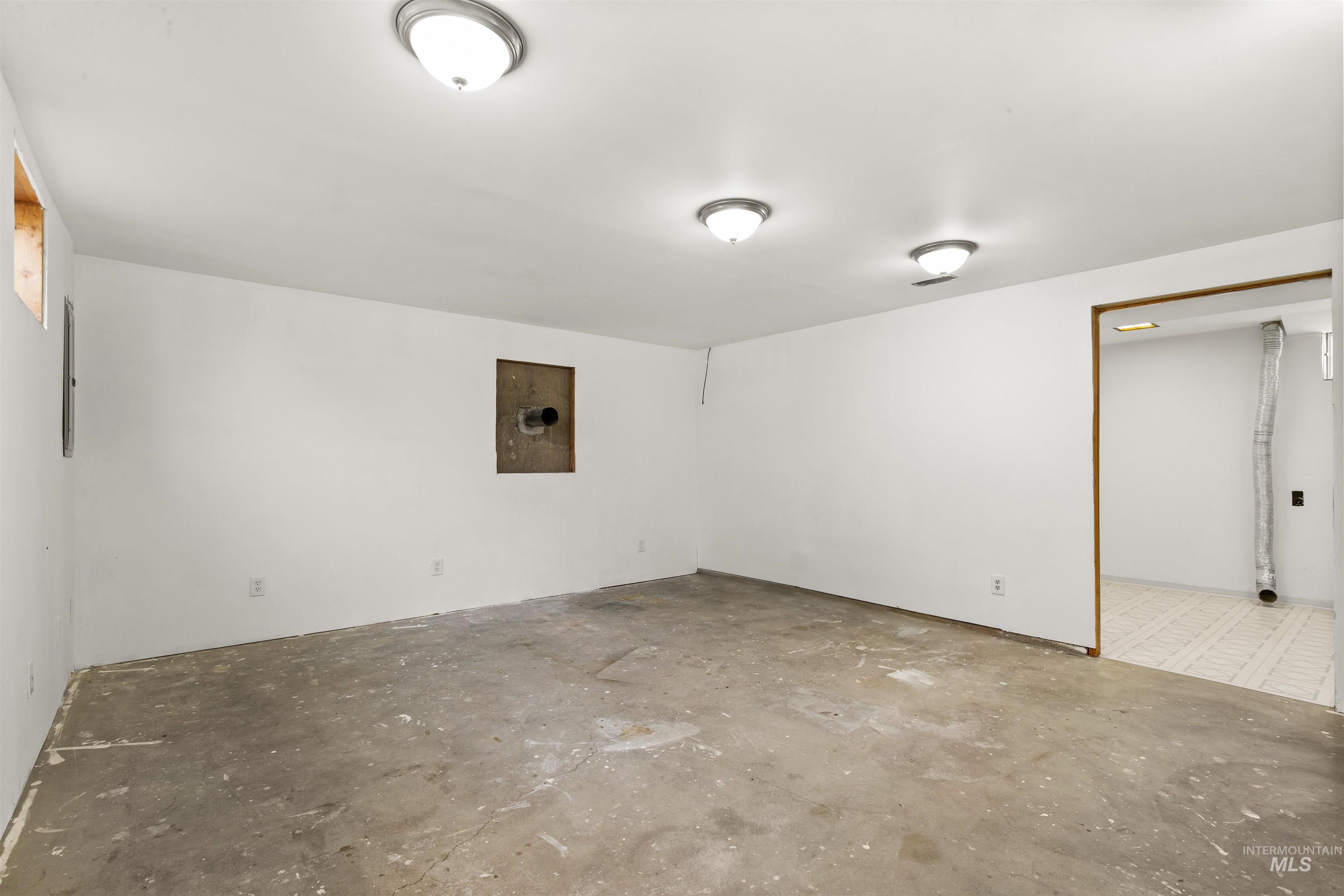 1426 Powers Ave Property Photo 17