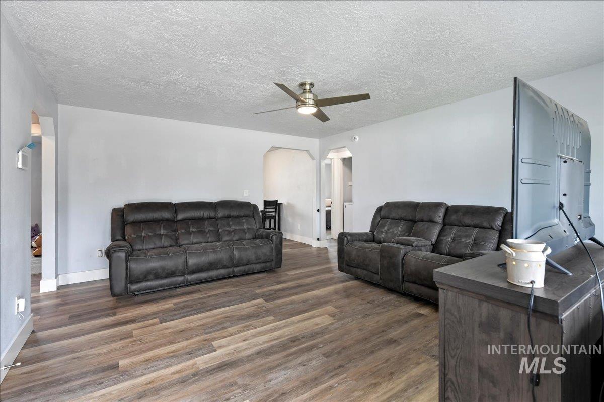 38 S Honey Property Photo 5