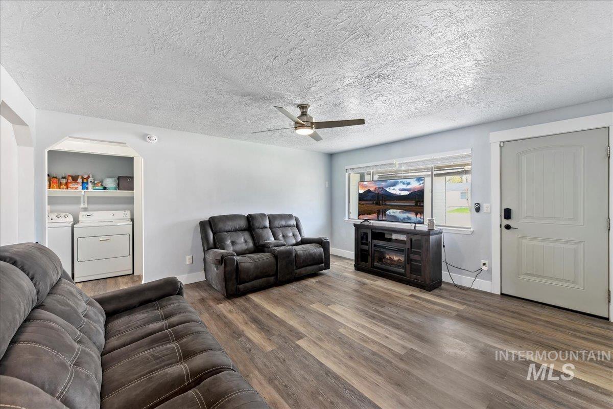 38 S Honey Property Photo 7