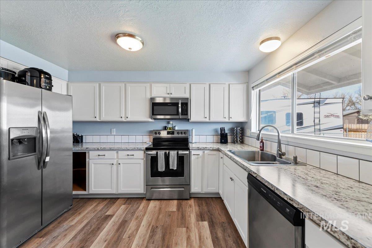 38 S Honey Property Photo 10