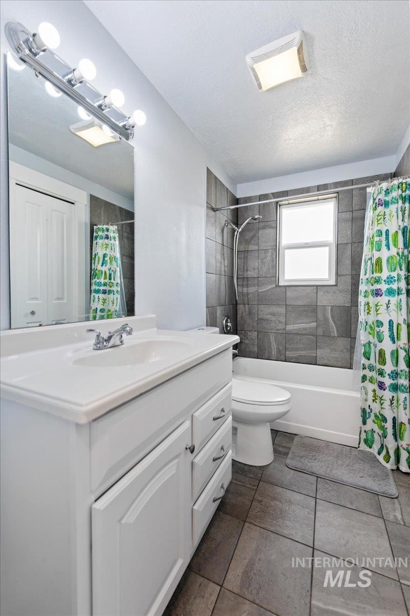 38 S Honey Property Photo 18