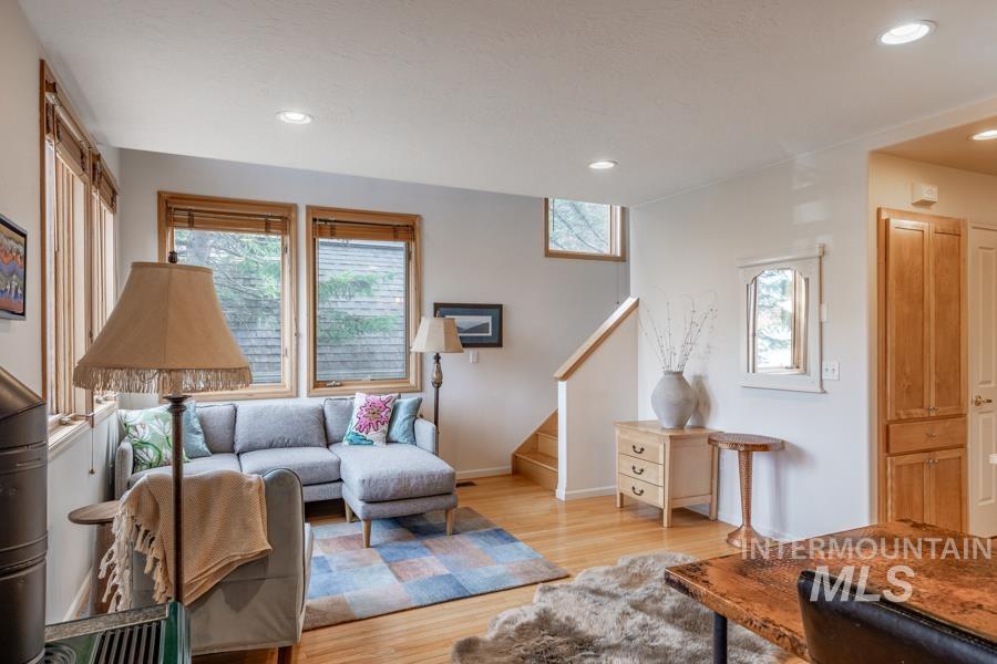 1415 Pine Cone Property Photo 5