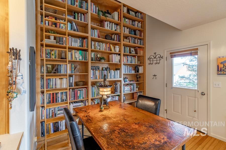 1415 Pine Cone Property Photo 9