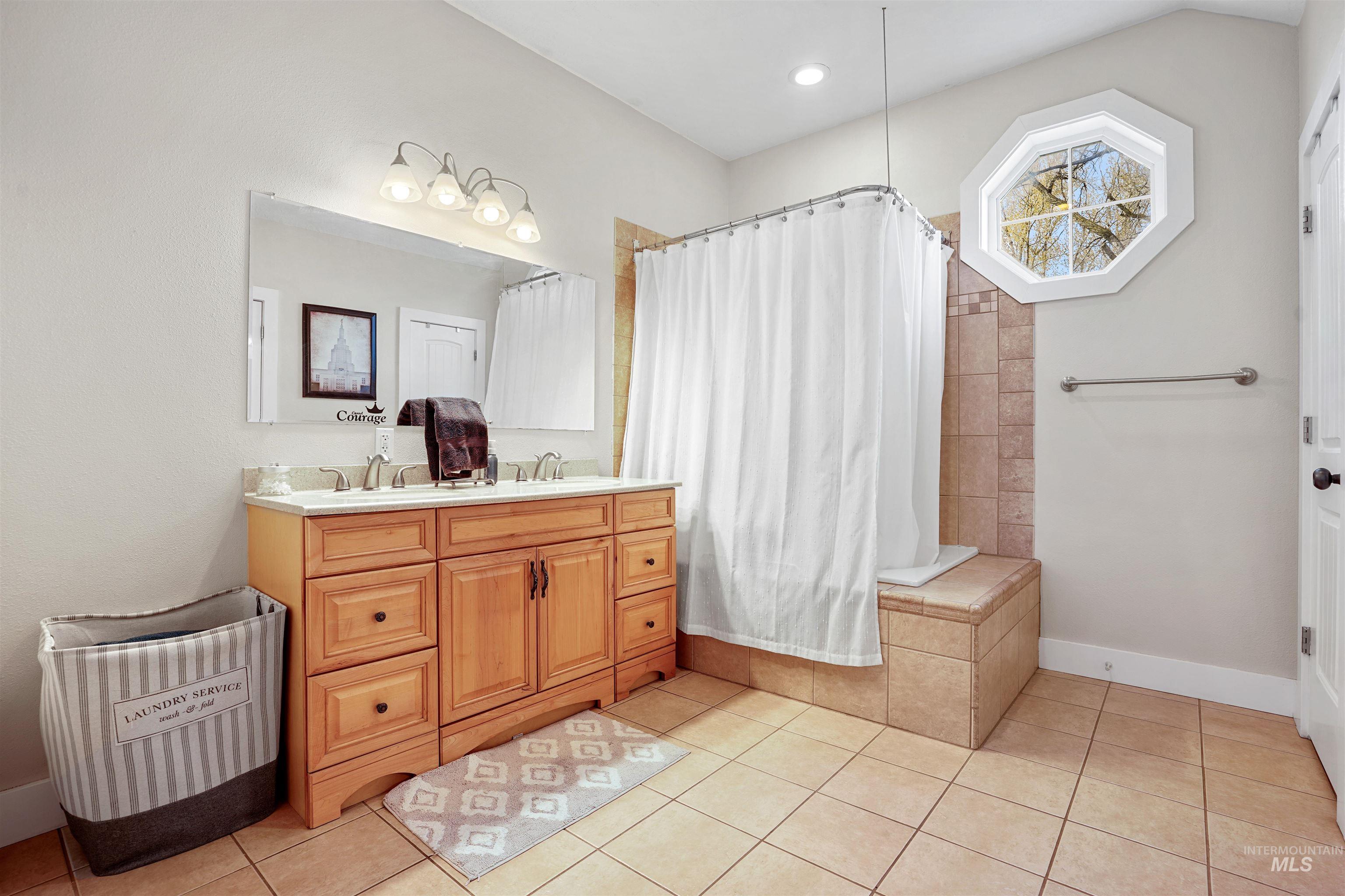 653 E 200 S Property Photo 20